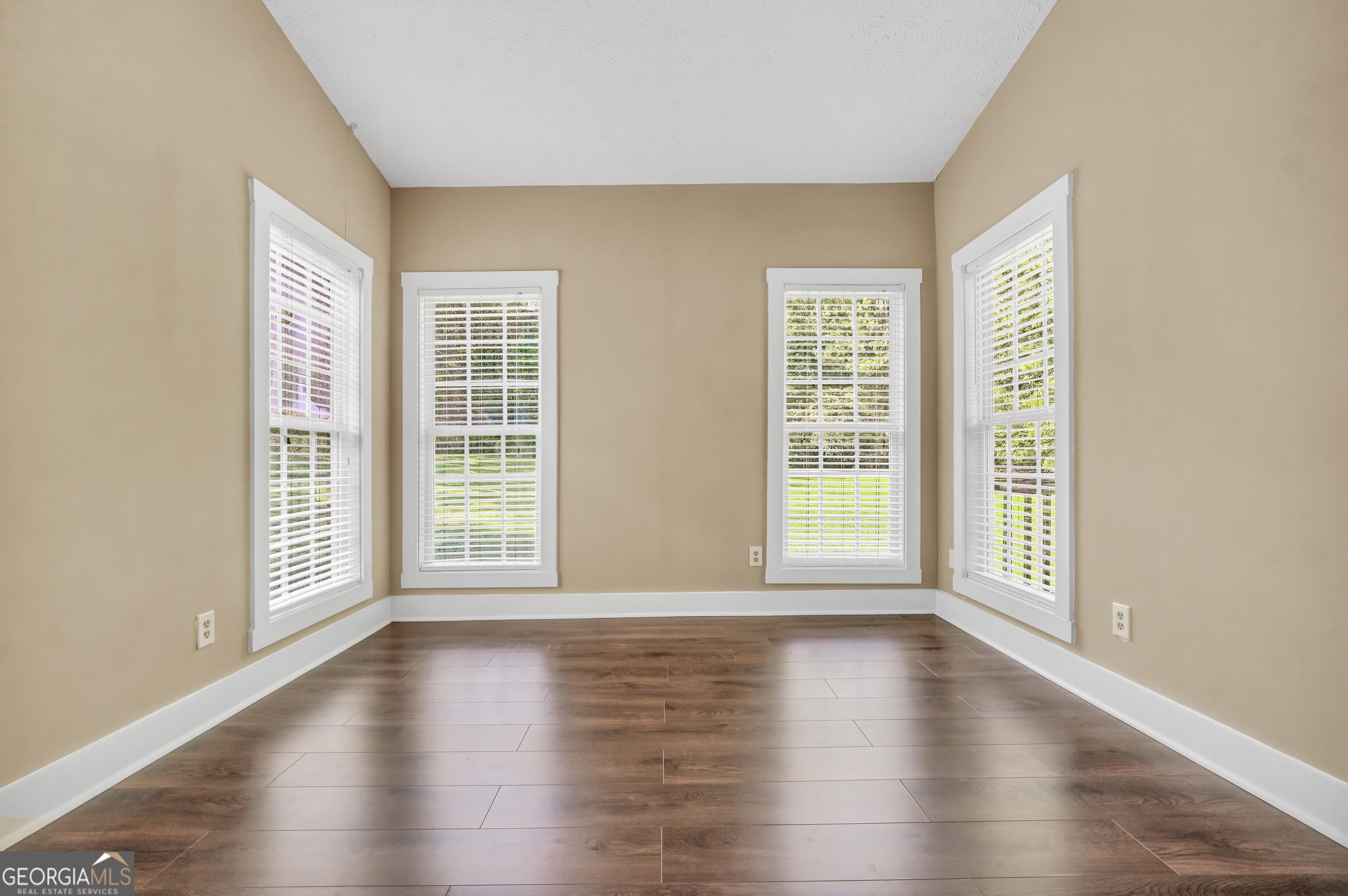 162 Roseberry Drive