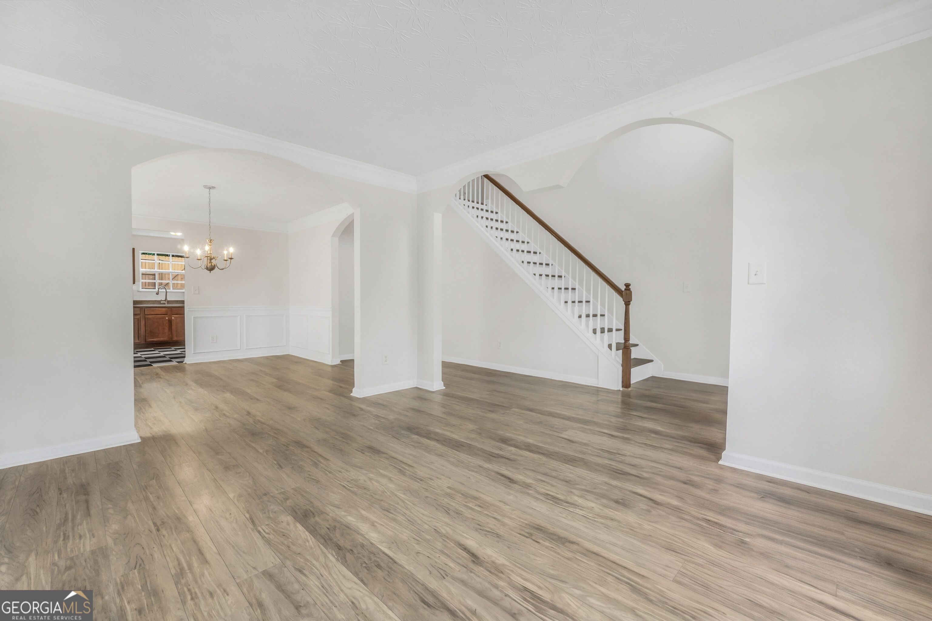 81 Saint Charles Place