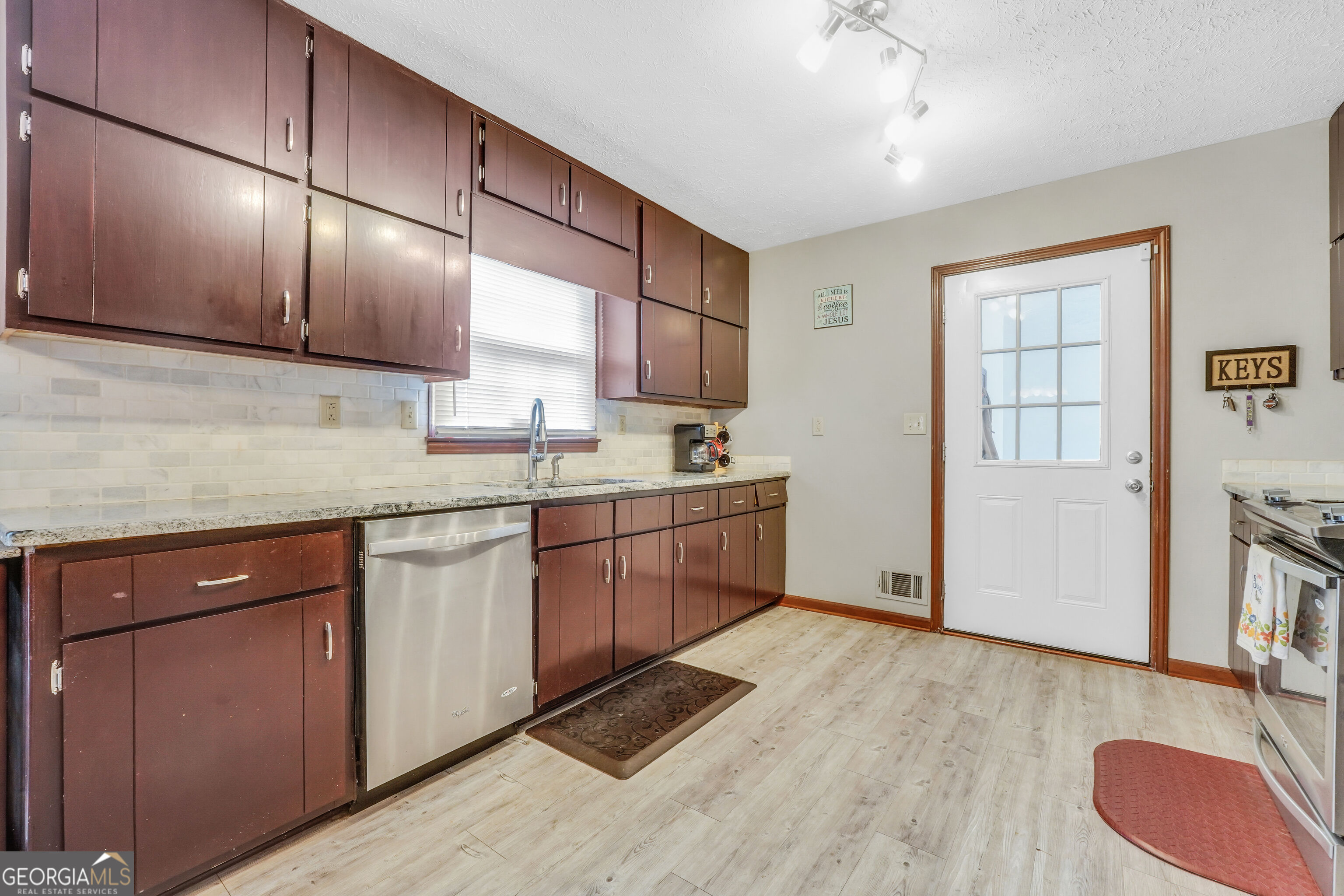 2050 N McDonough Road