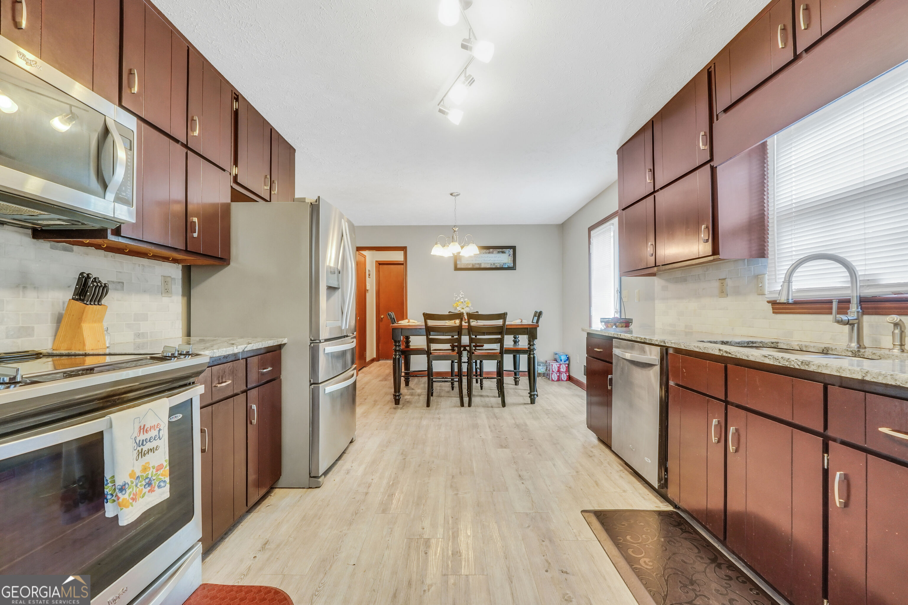 2050 N McDonough Road