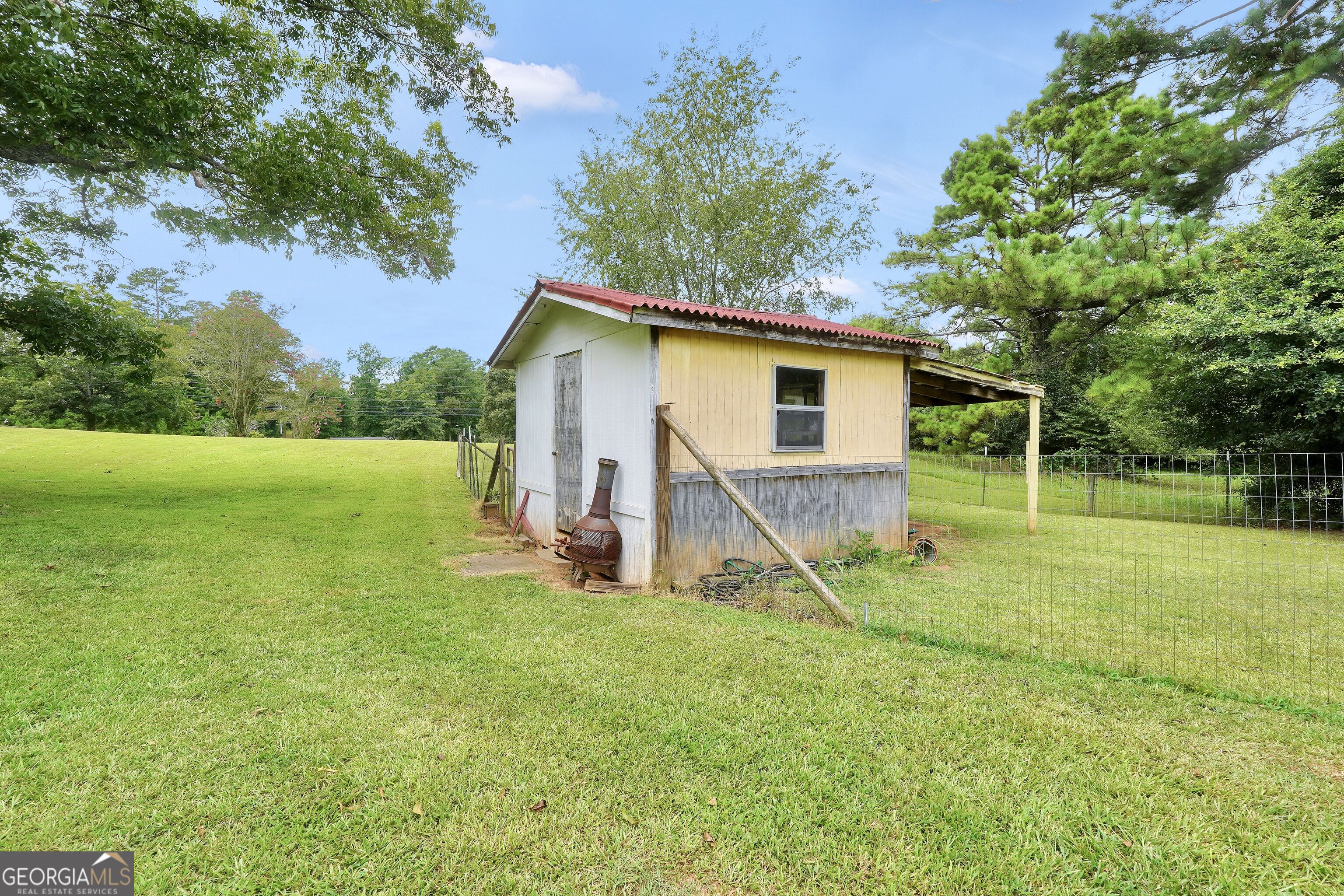 2050 N McDonough Road