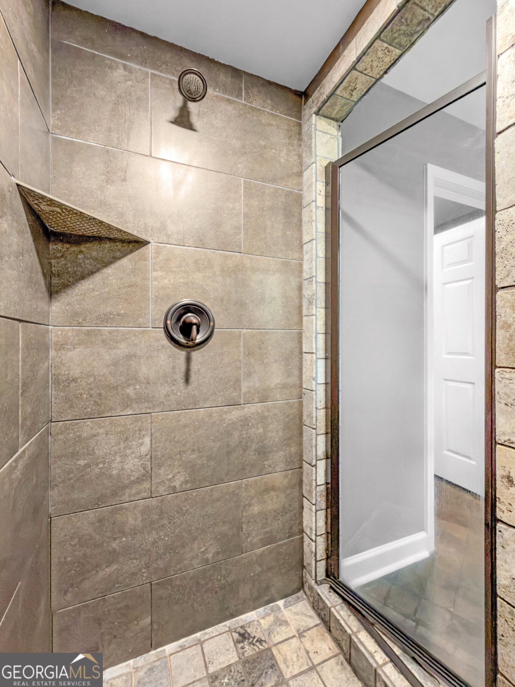137 D Weavers Lakefront Road