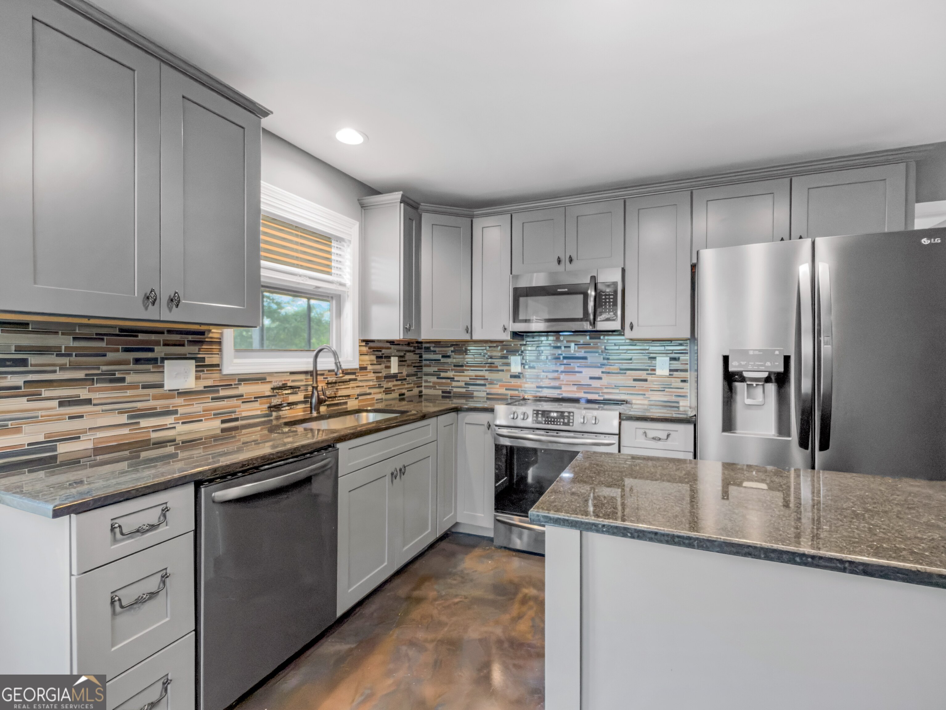 137 D Weavers Lakefront Road