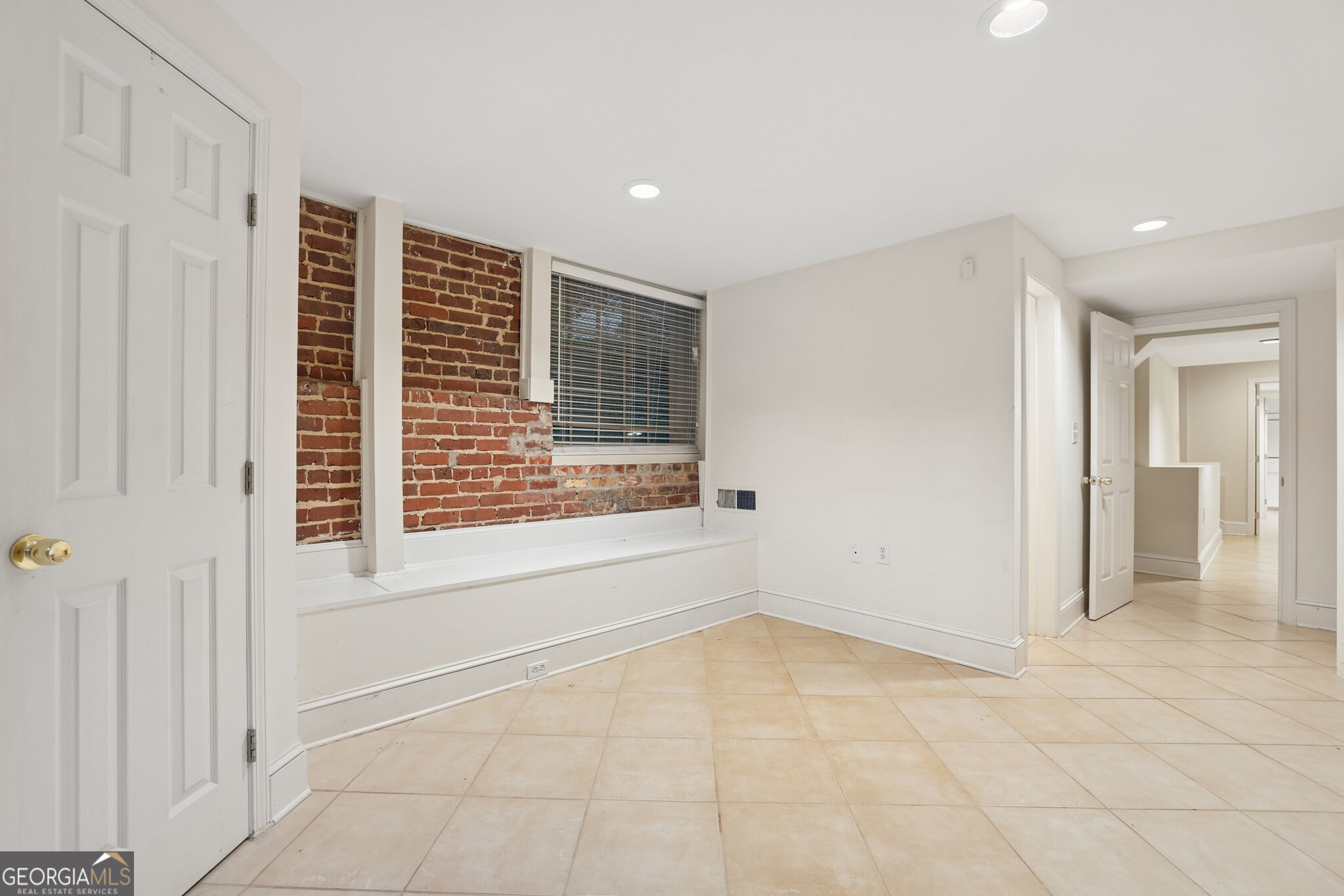 2840 Peachtree Road NE # 108