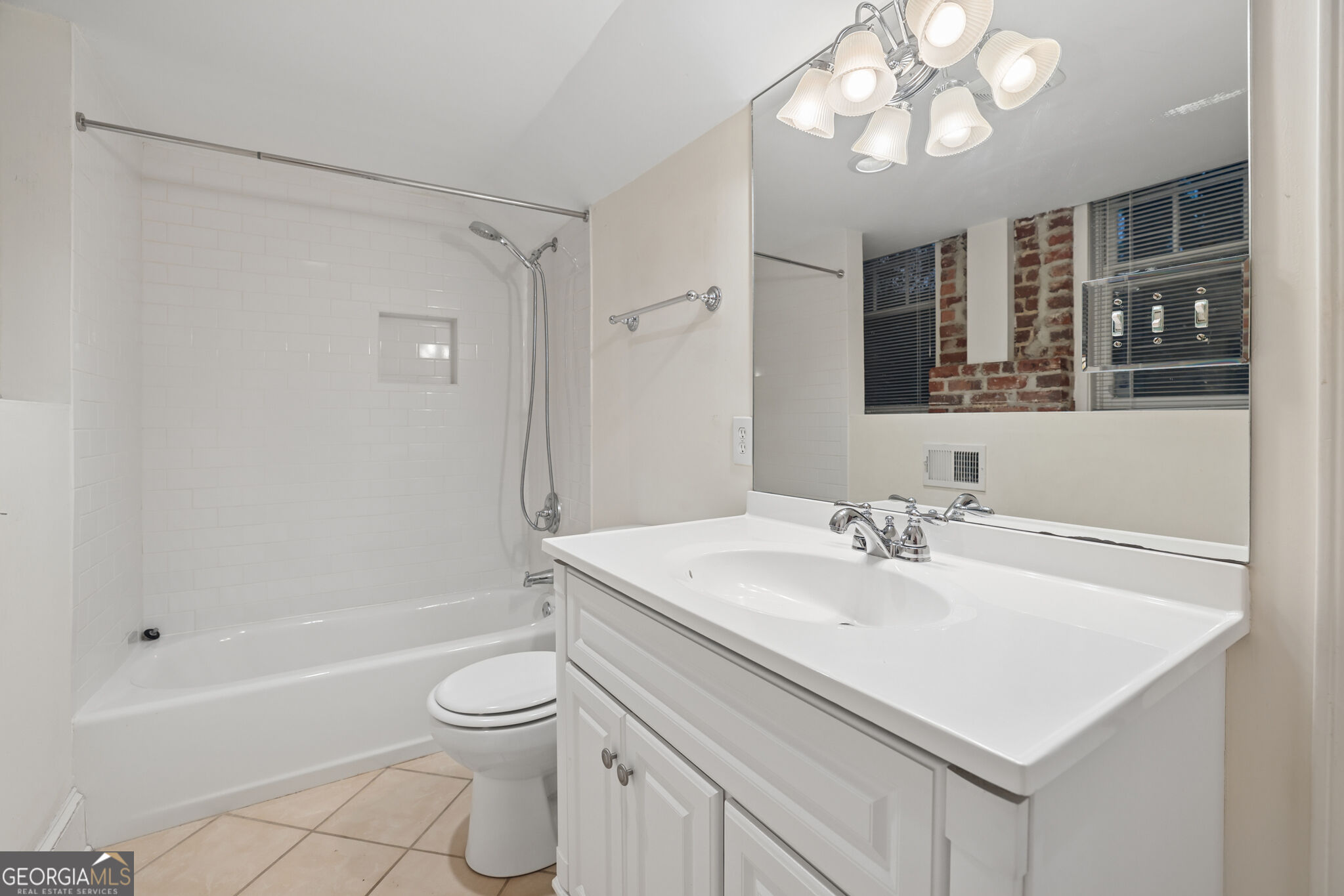 2840 Peachtree Road NE # 108