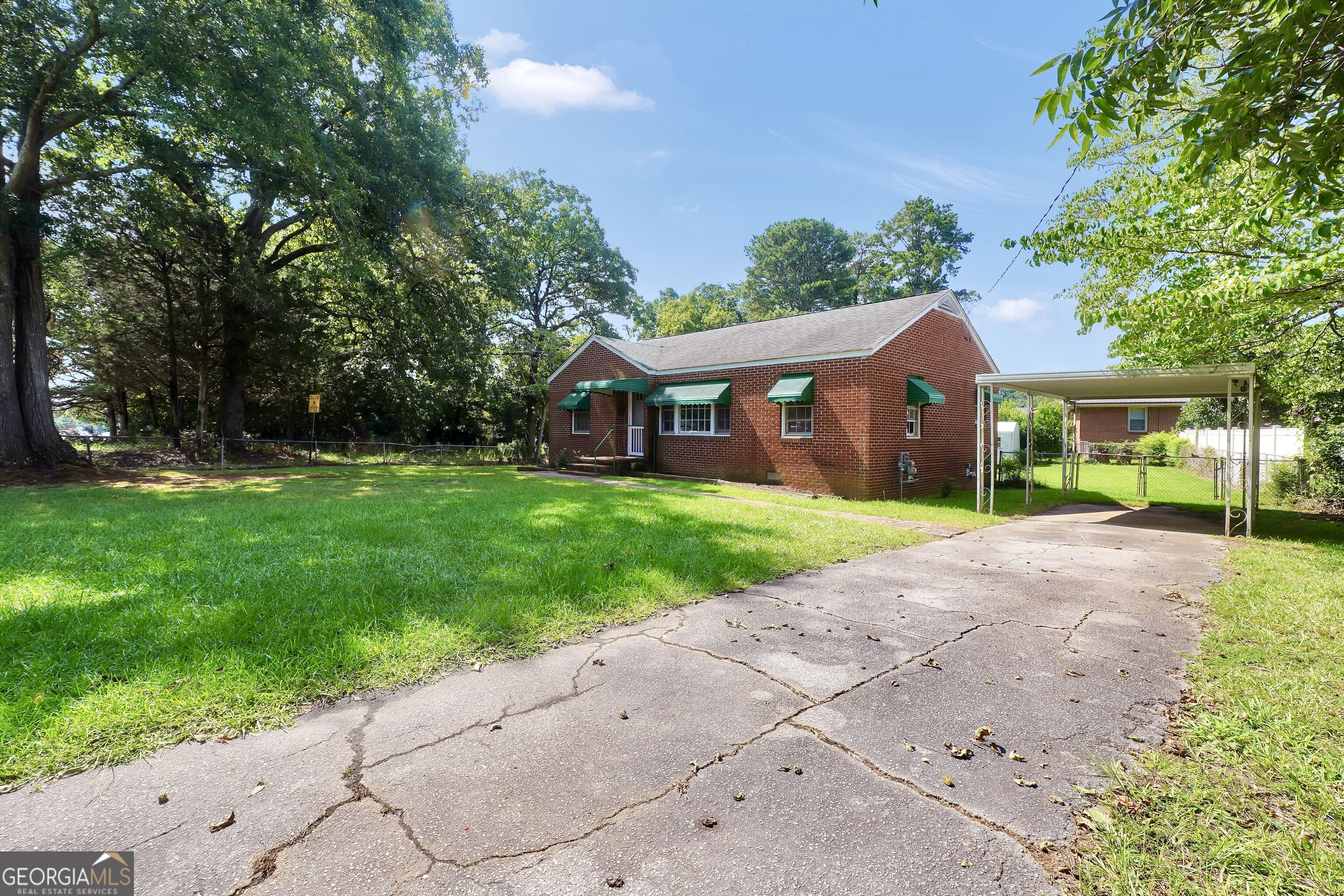 359 Keys Ferry Street