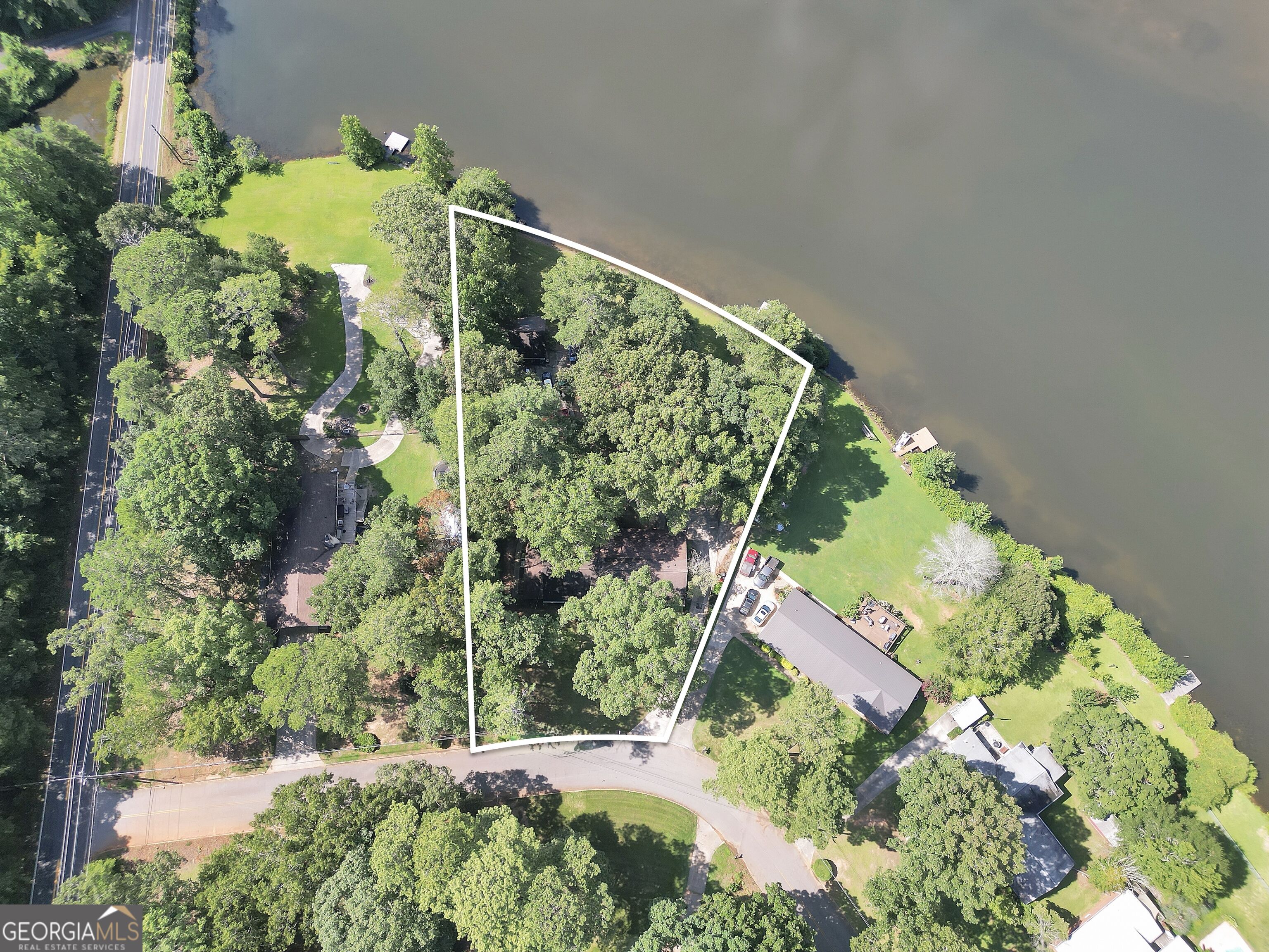1327 Lakeshore Drive