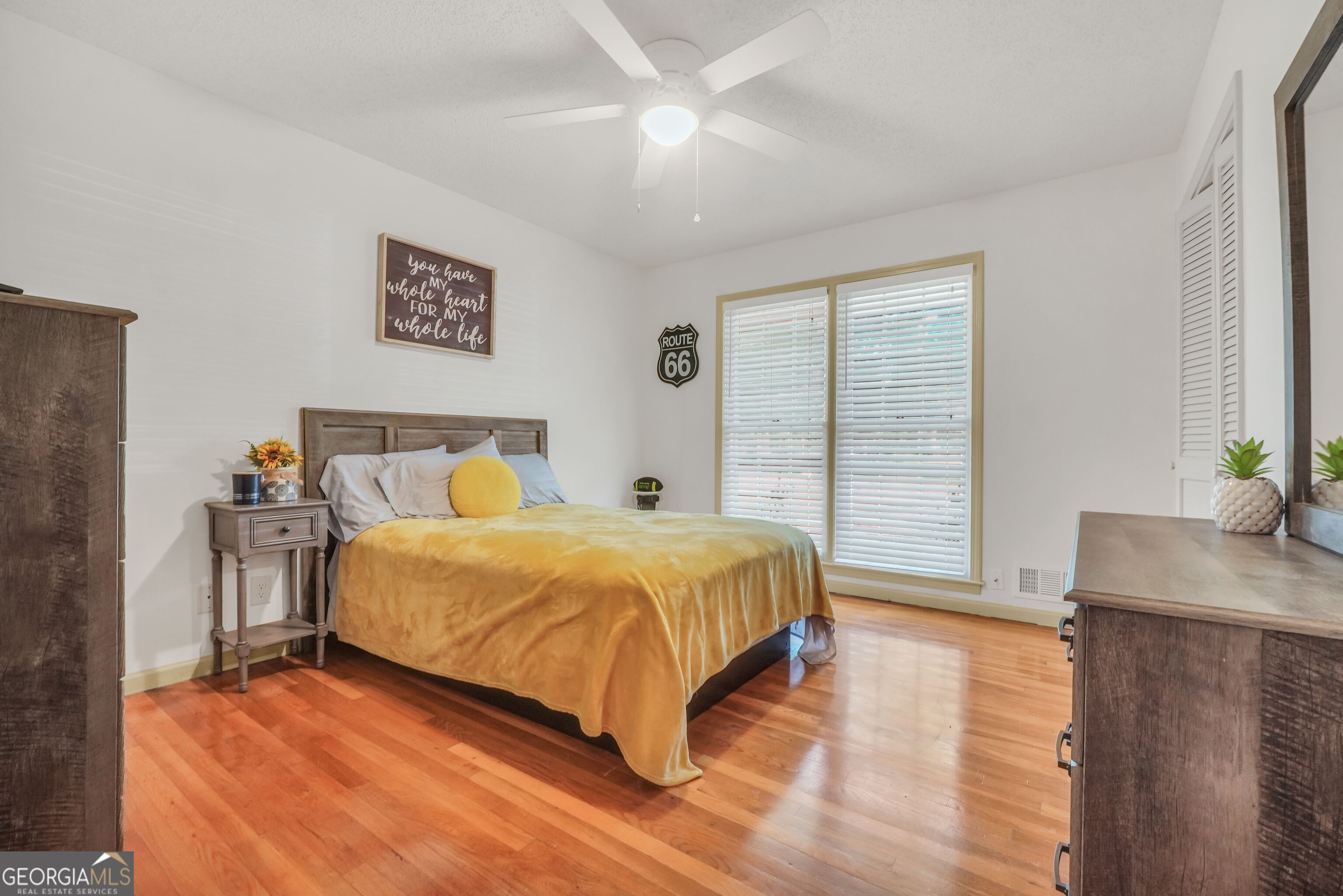 1327 Lakeshore Drive