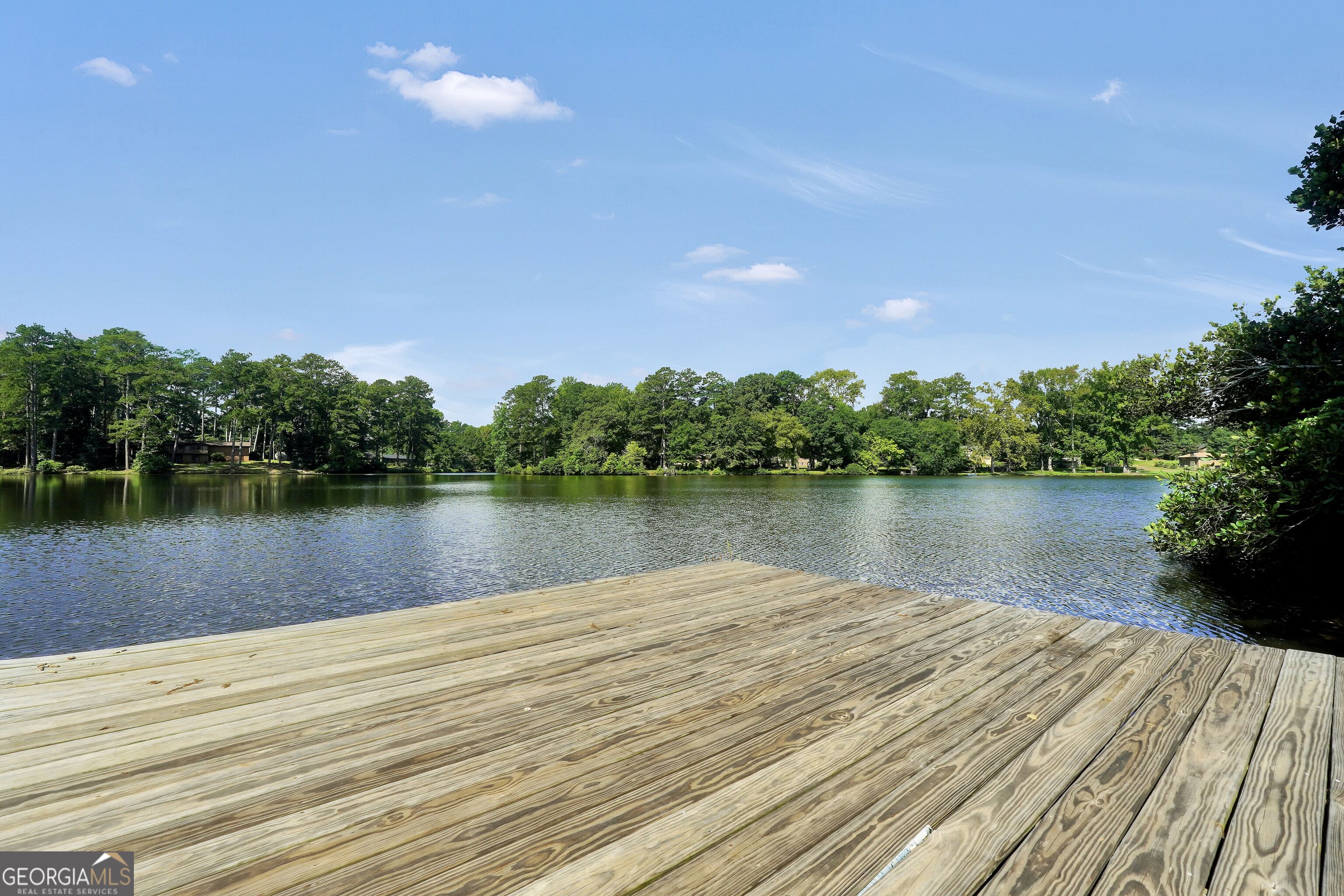 1327 Lakeshore Drive