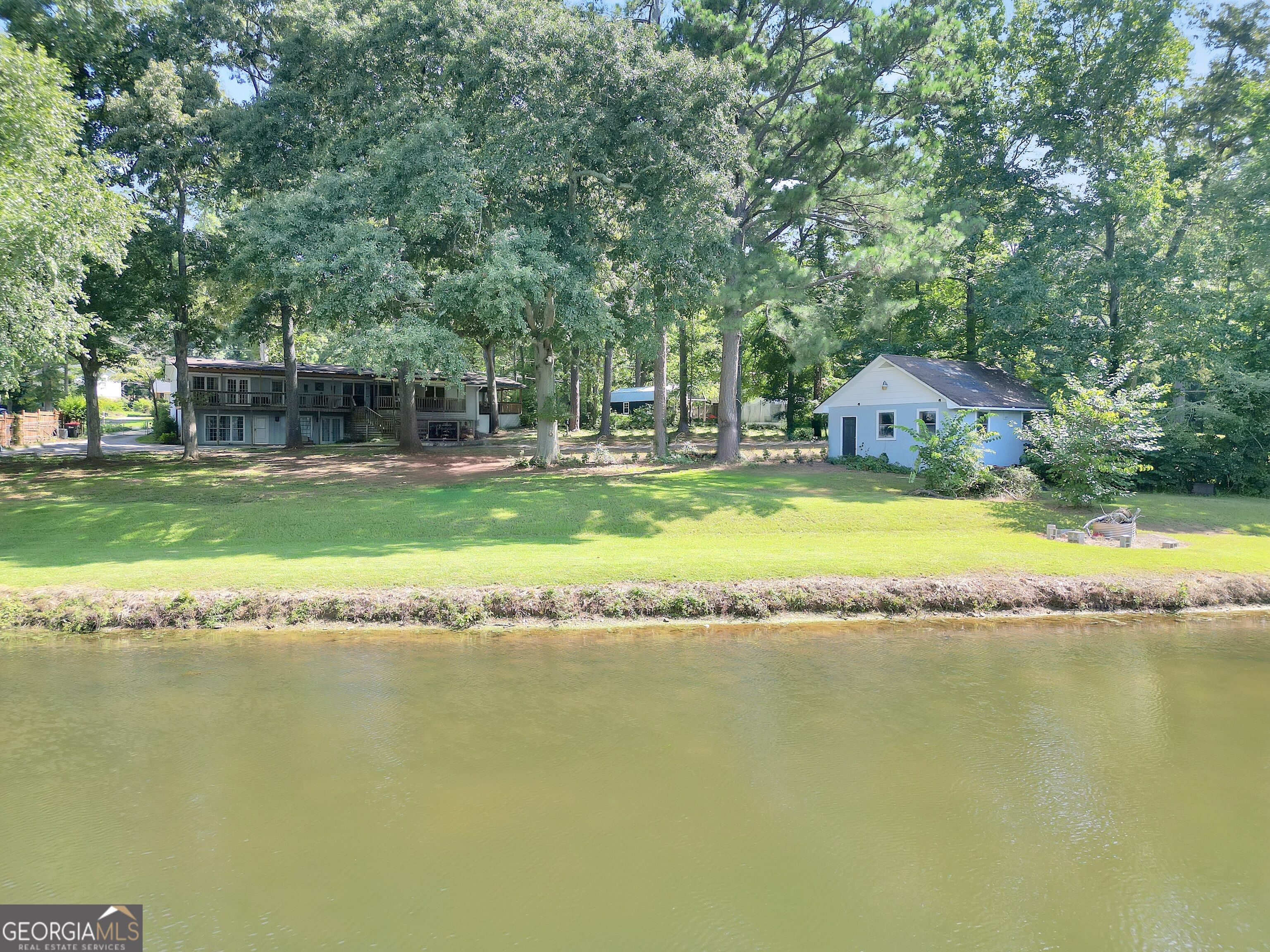 1327 Lakeshore Drive