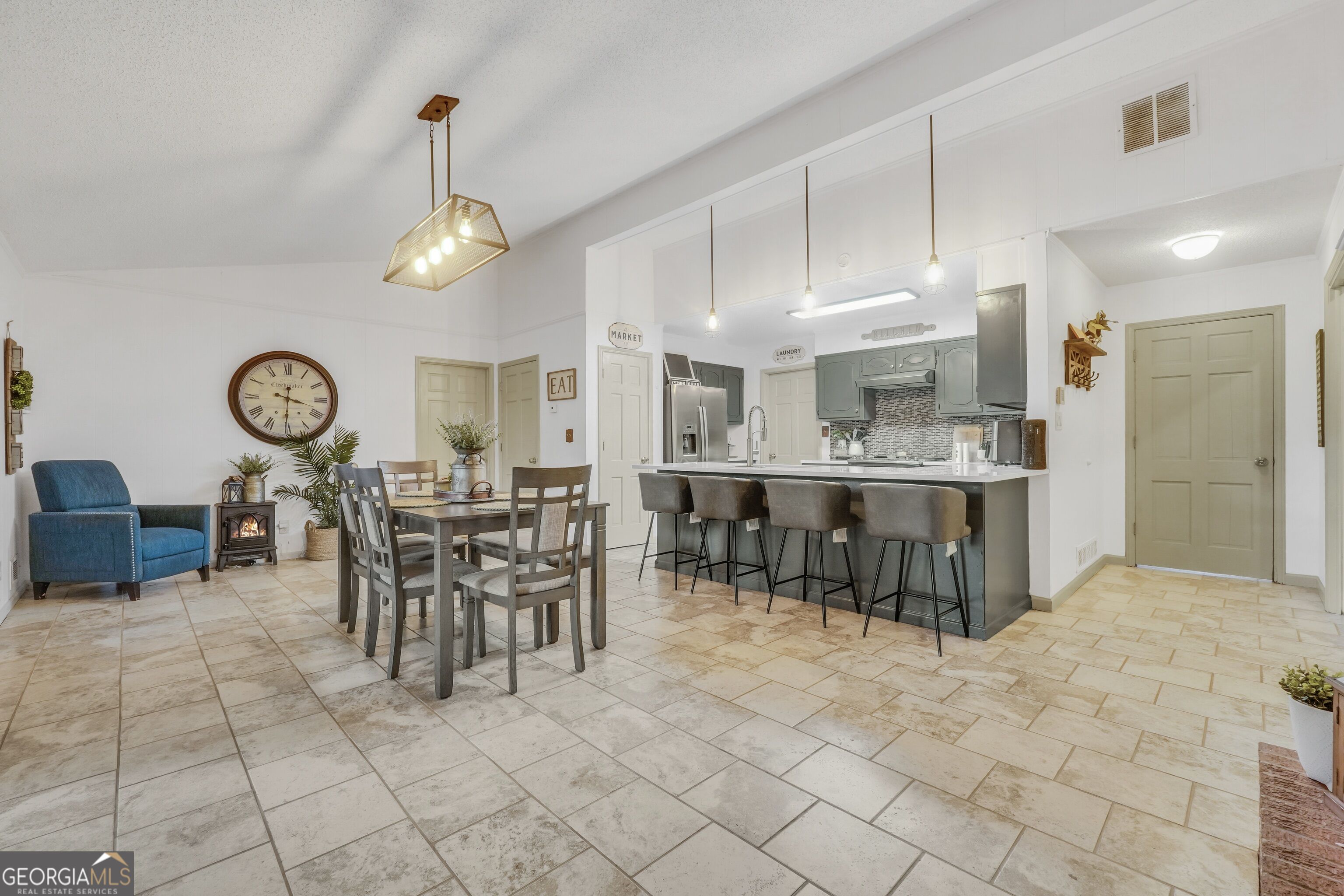 1327 Lakeshore Drive