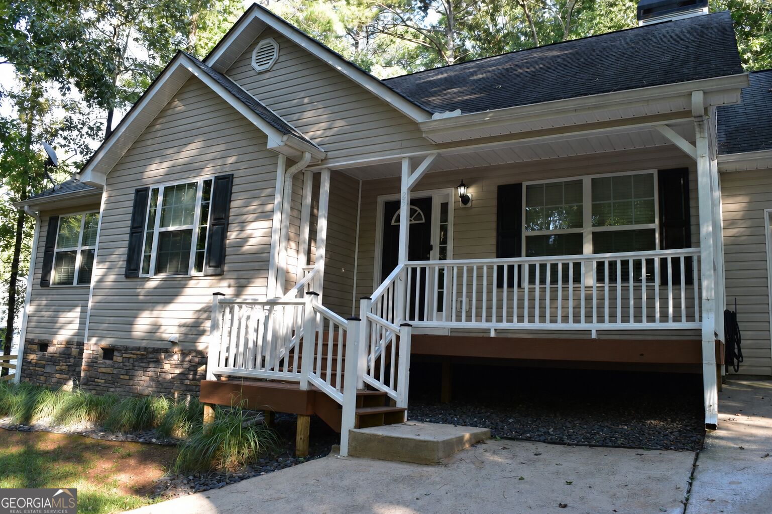 251 Pelican Circle