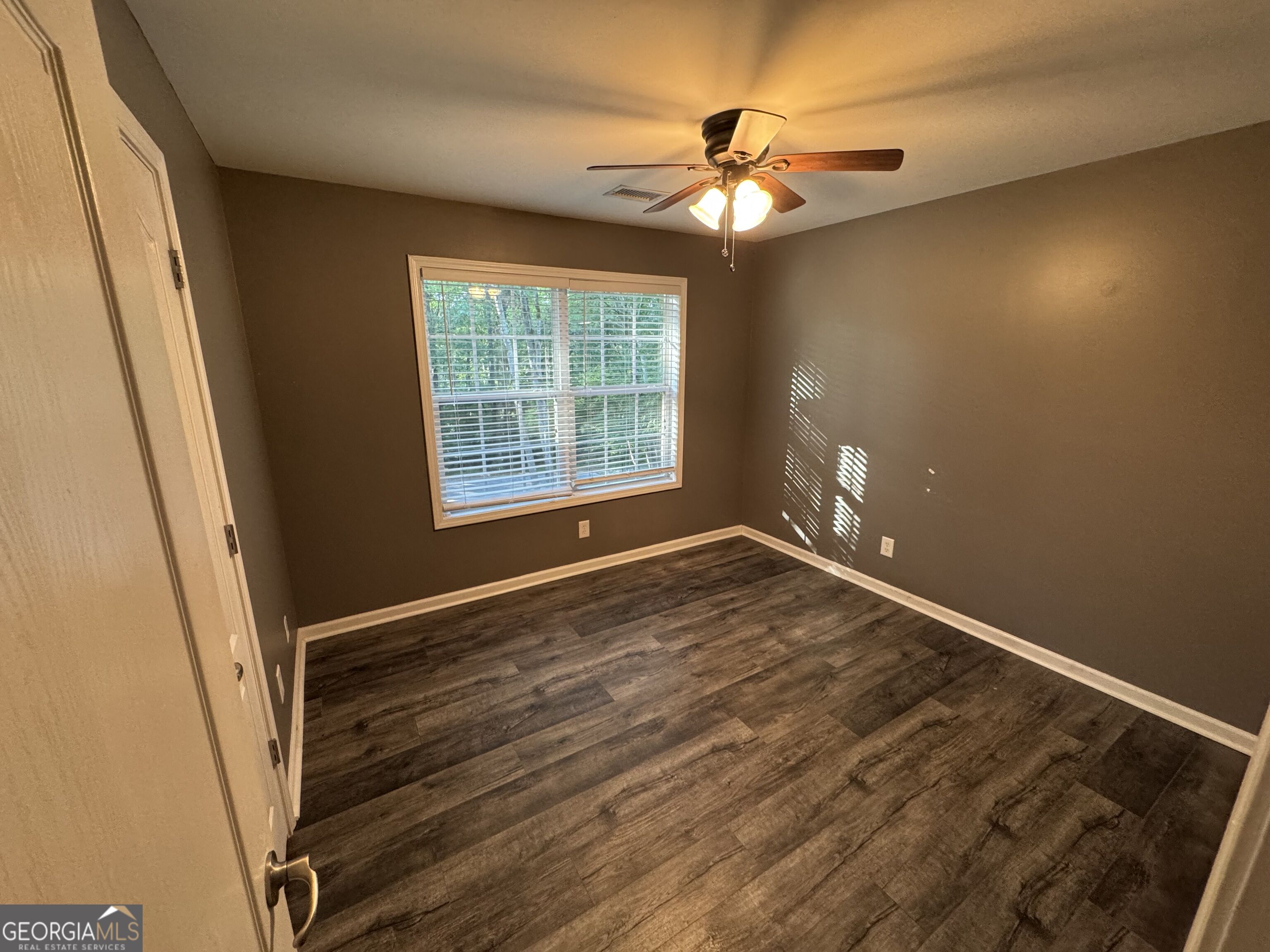 251 Pelican Circle