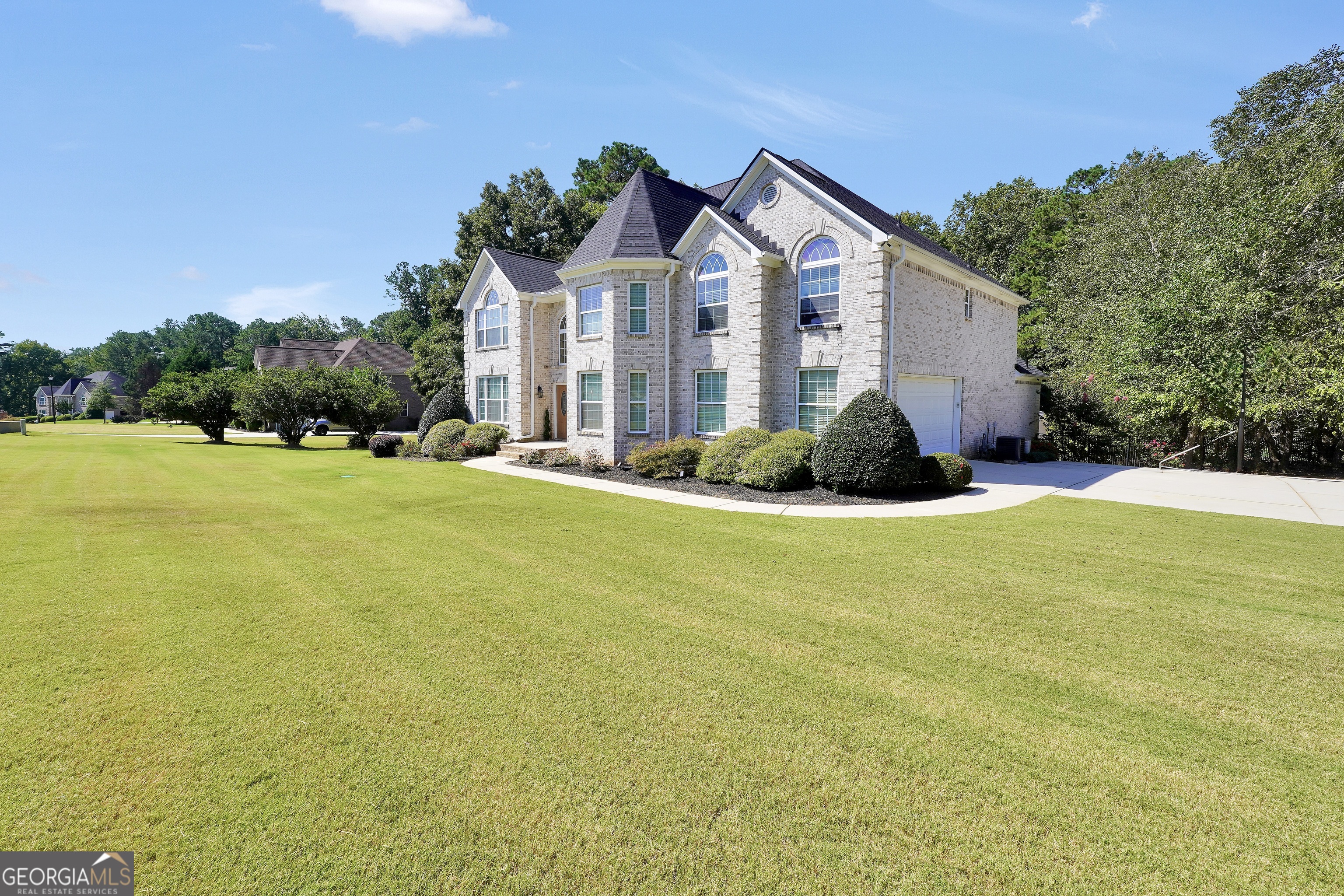 1202 Persimmon Way
