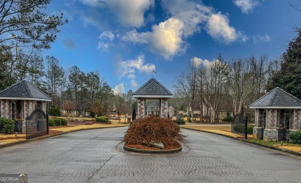 1202 Persimmon Way