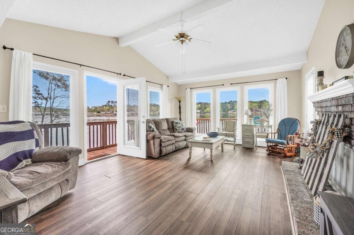 216 Deep Water Road