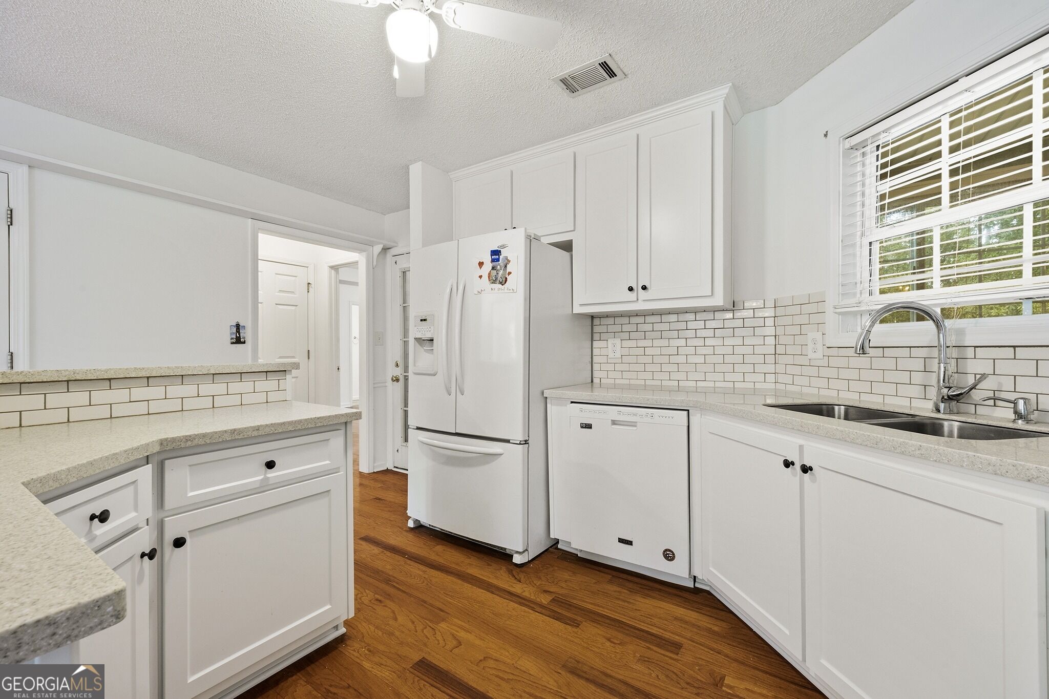 1231 Snapping Shoals Road