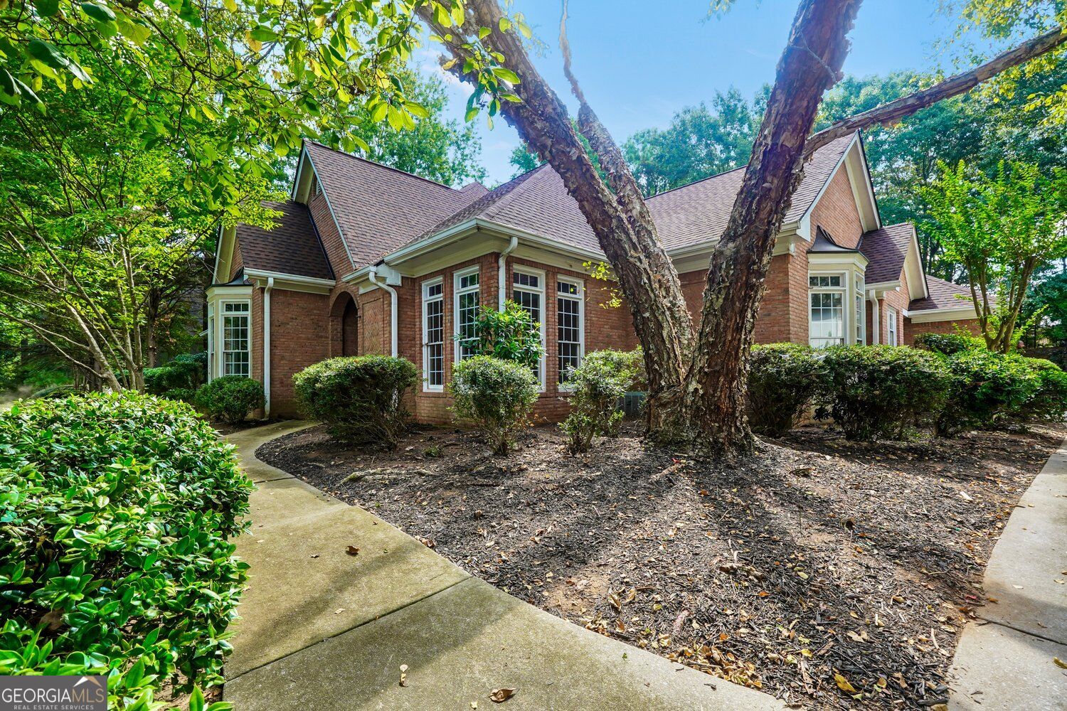 307 Montrose Drive