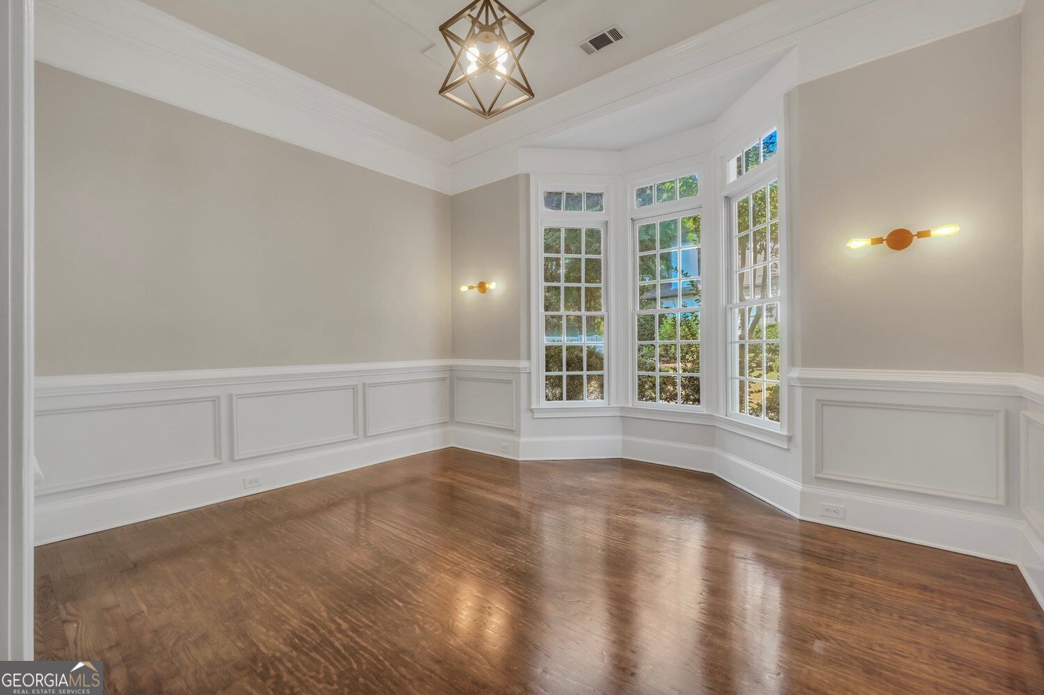 307 Montrose Drive