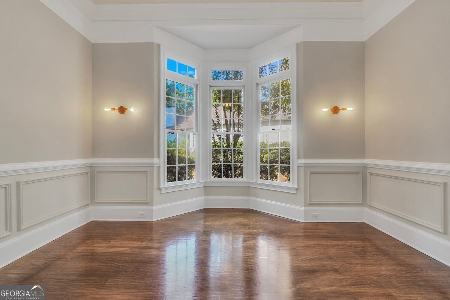 307 Montrose Drive