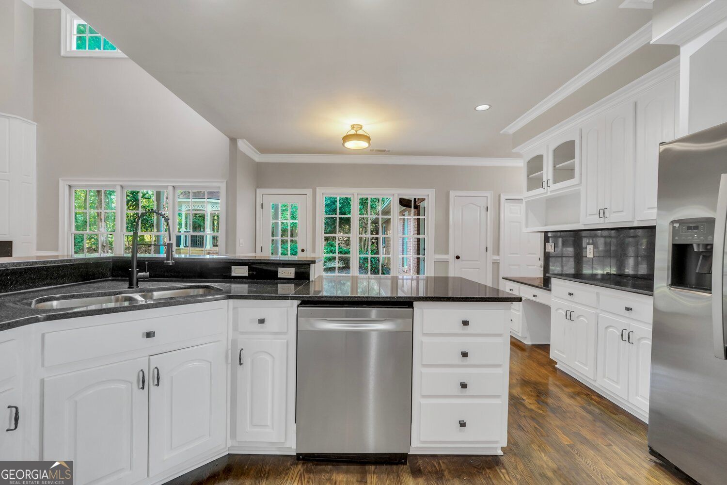 307 Montrose Drive