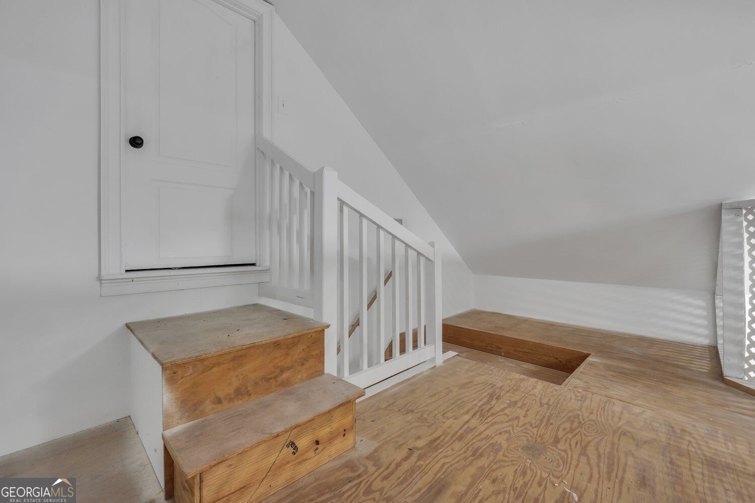 307 Montrose Drive