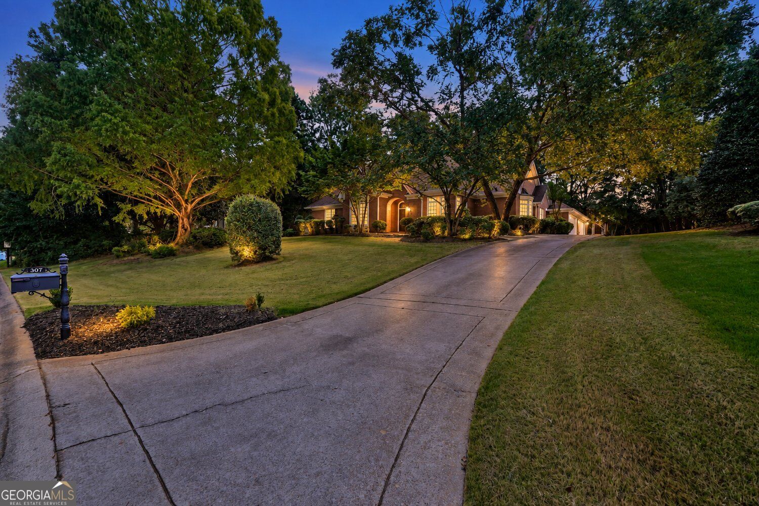 307 Montrose Drive