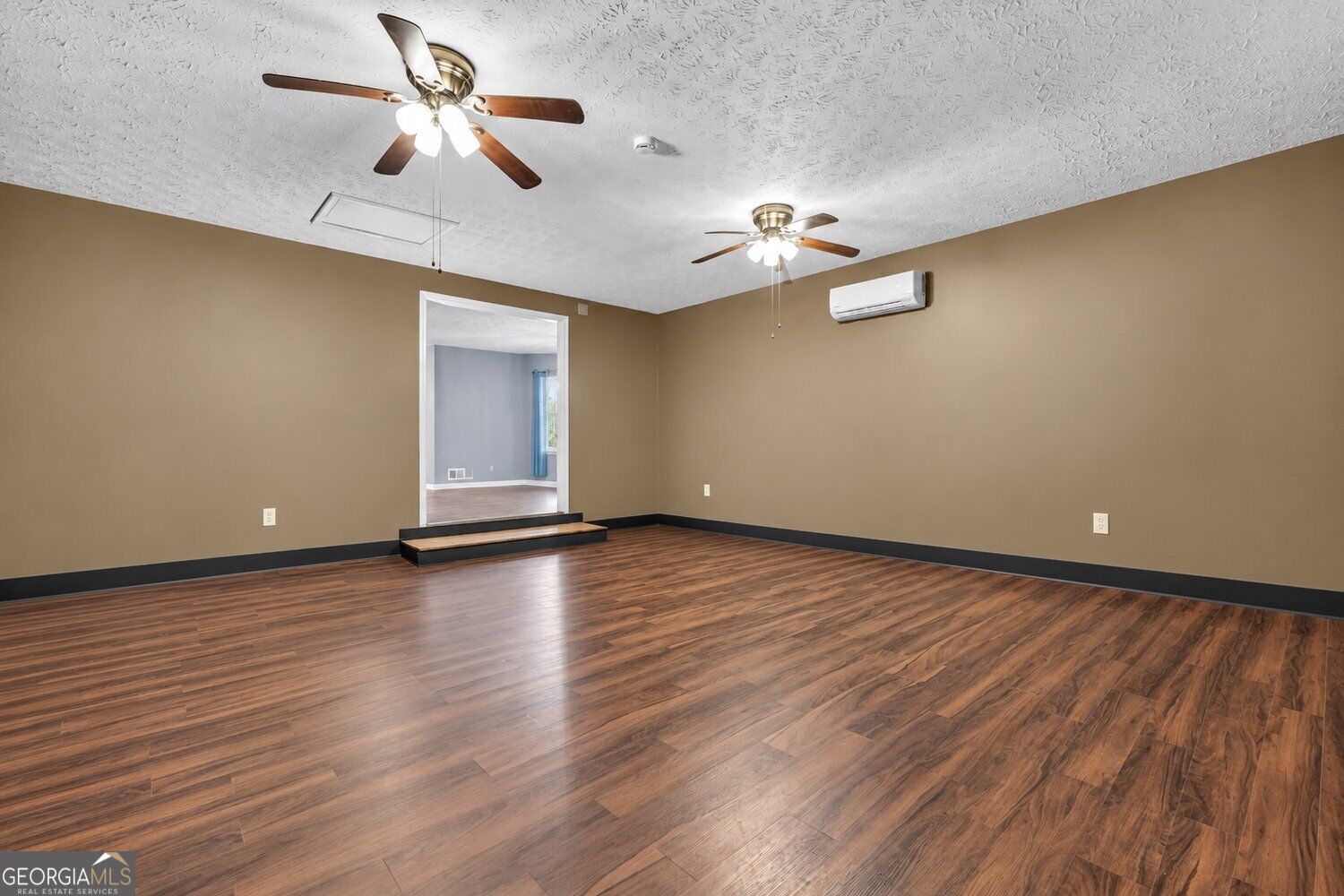 105 Overlook Drive