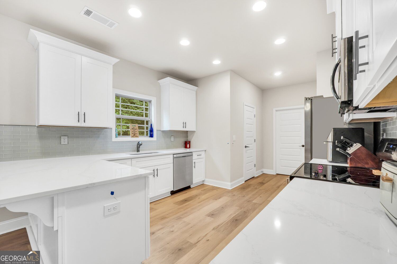 273 Summit View Drive