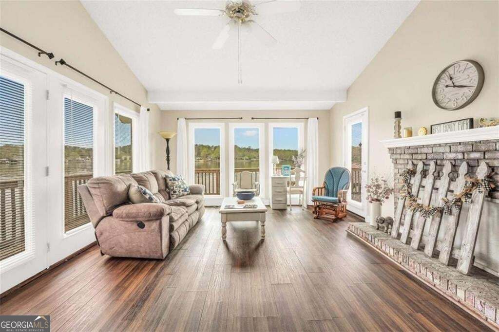 216 Deep Water Road