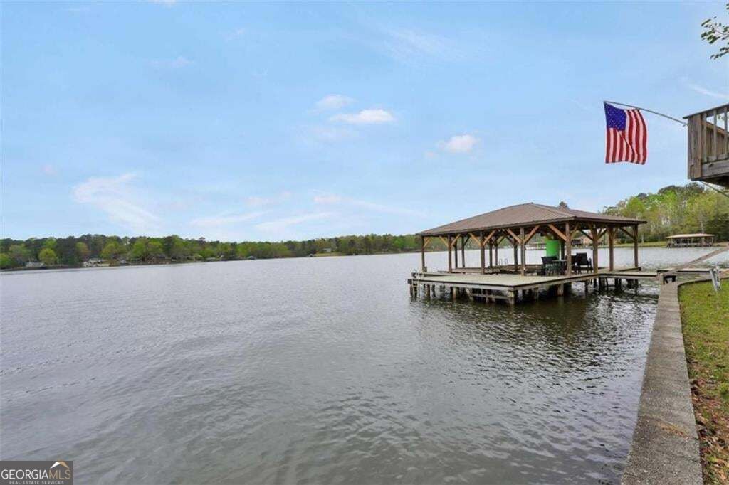 216 Deep Water Road