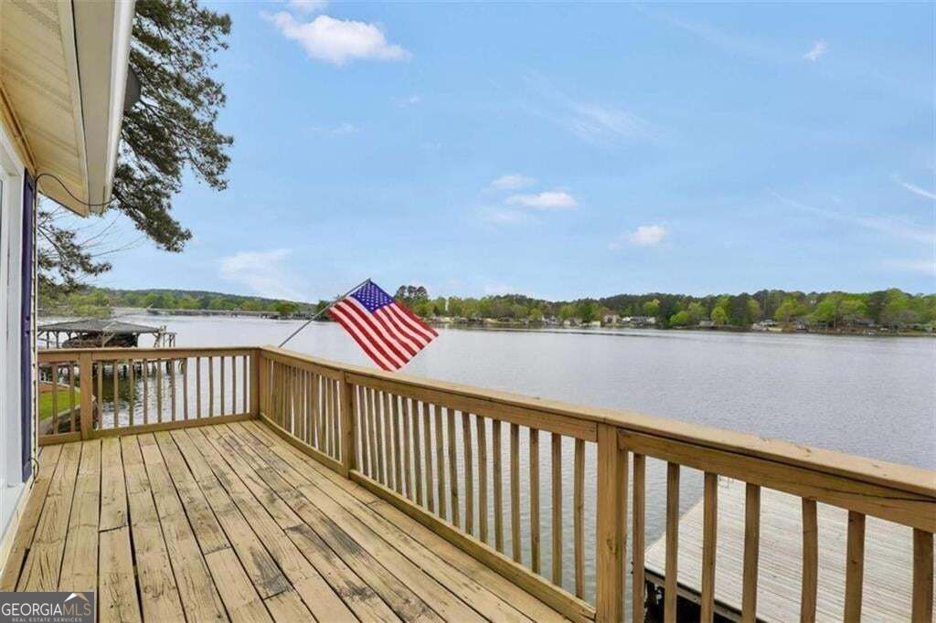 216 Deep Water Road