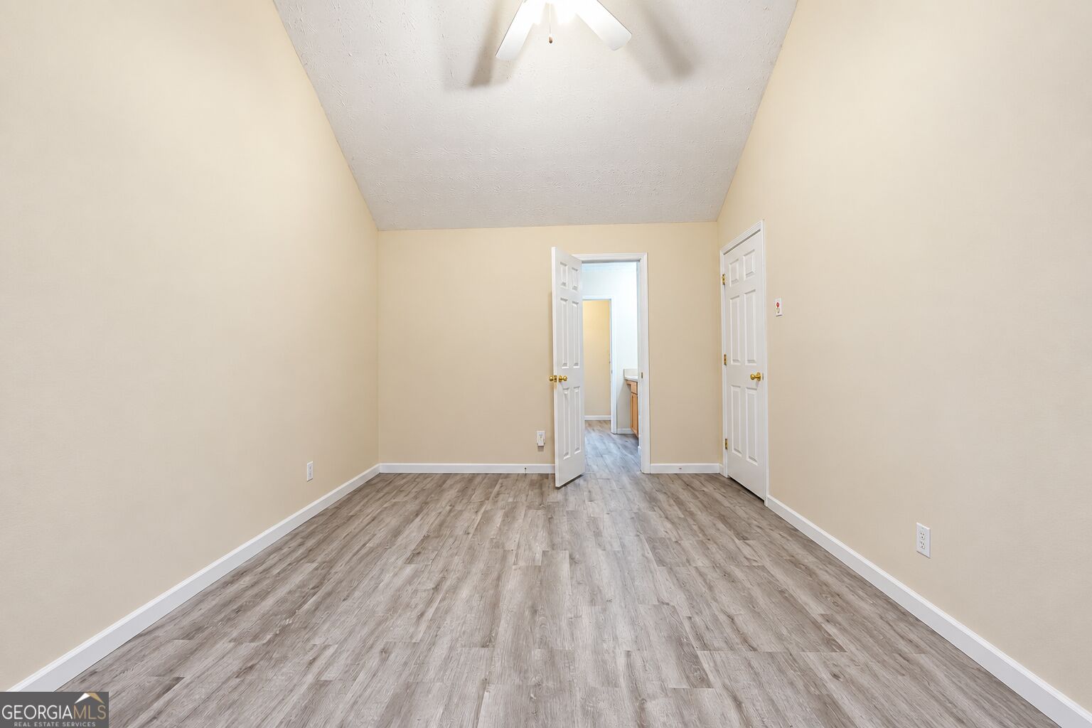 415 Underwood Court