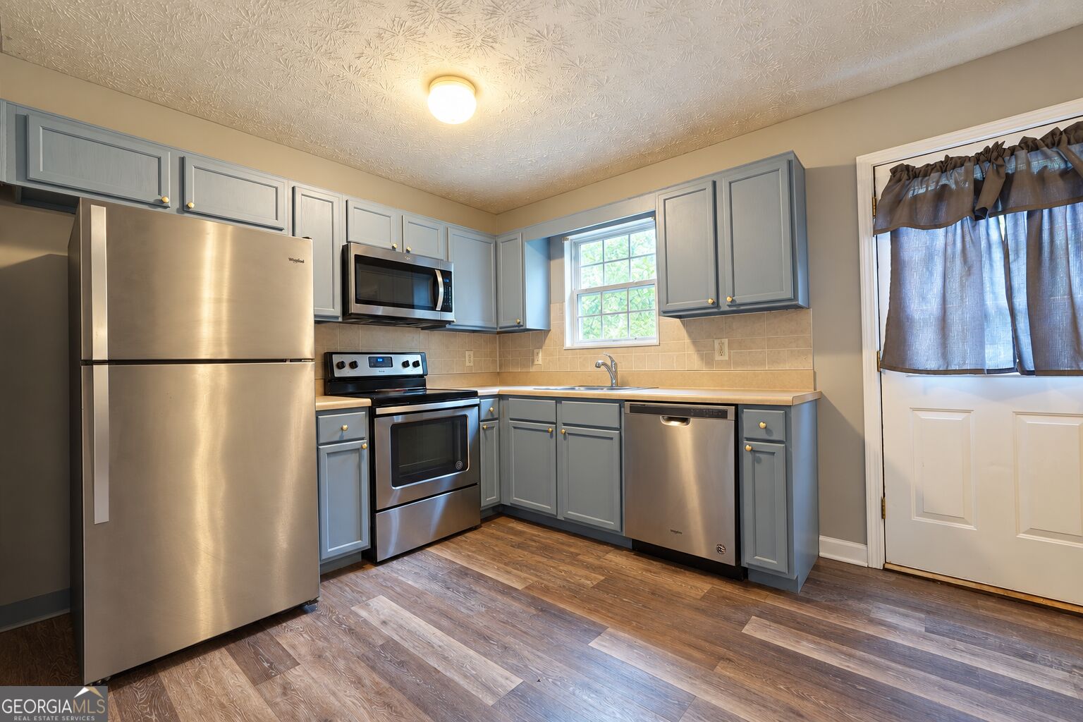 415 Underwood Court