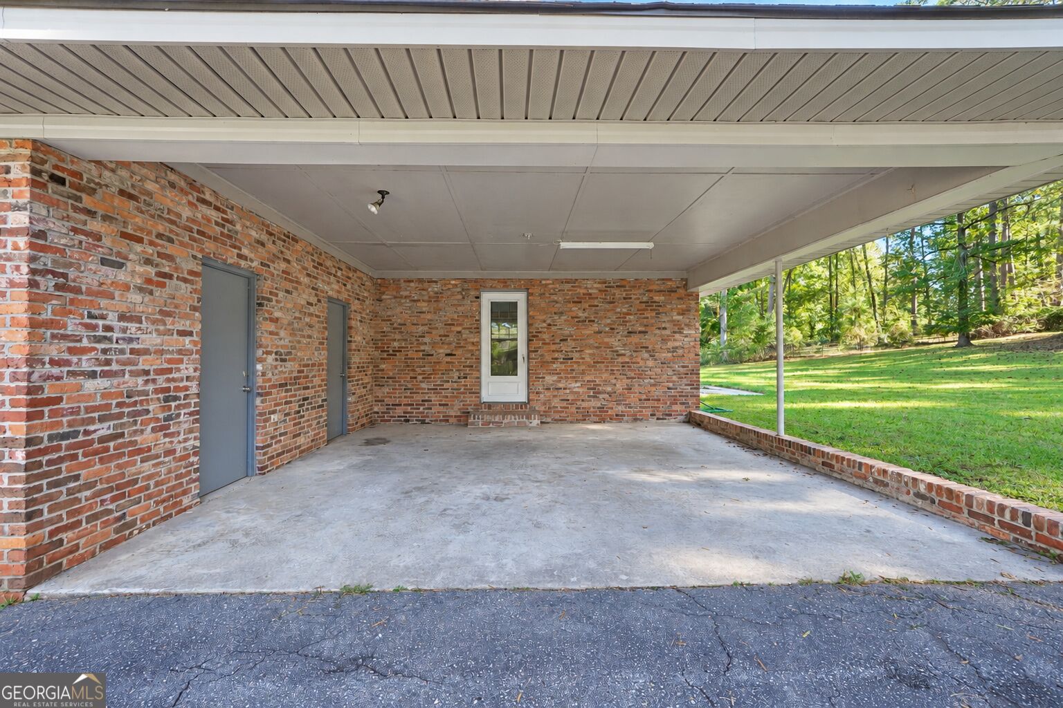 2058 Graham Road