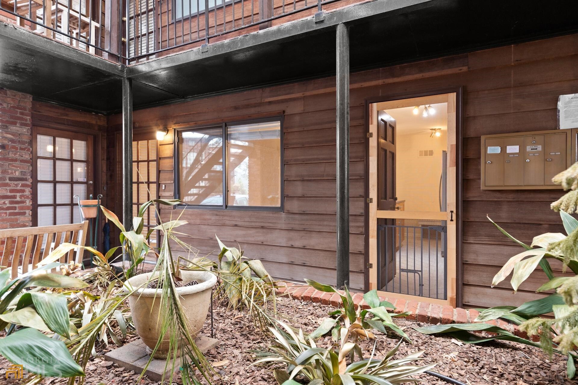 1284 Piedmont Avenue