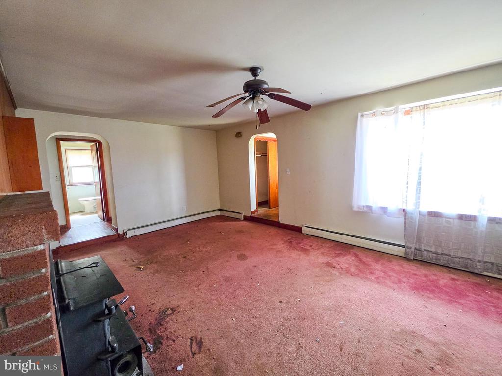 624 SADSBURY ROAD