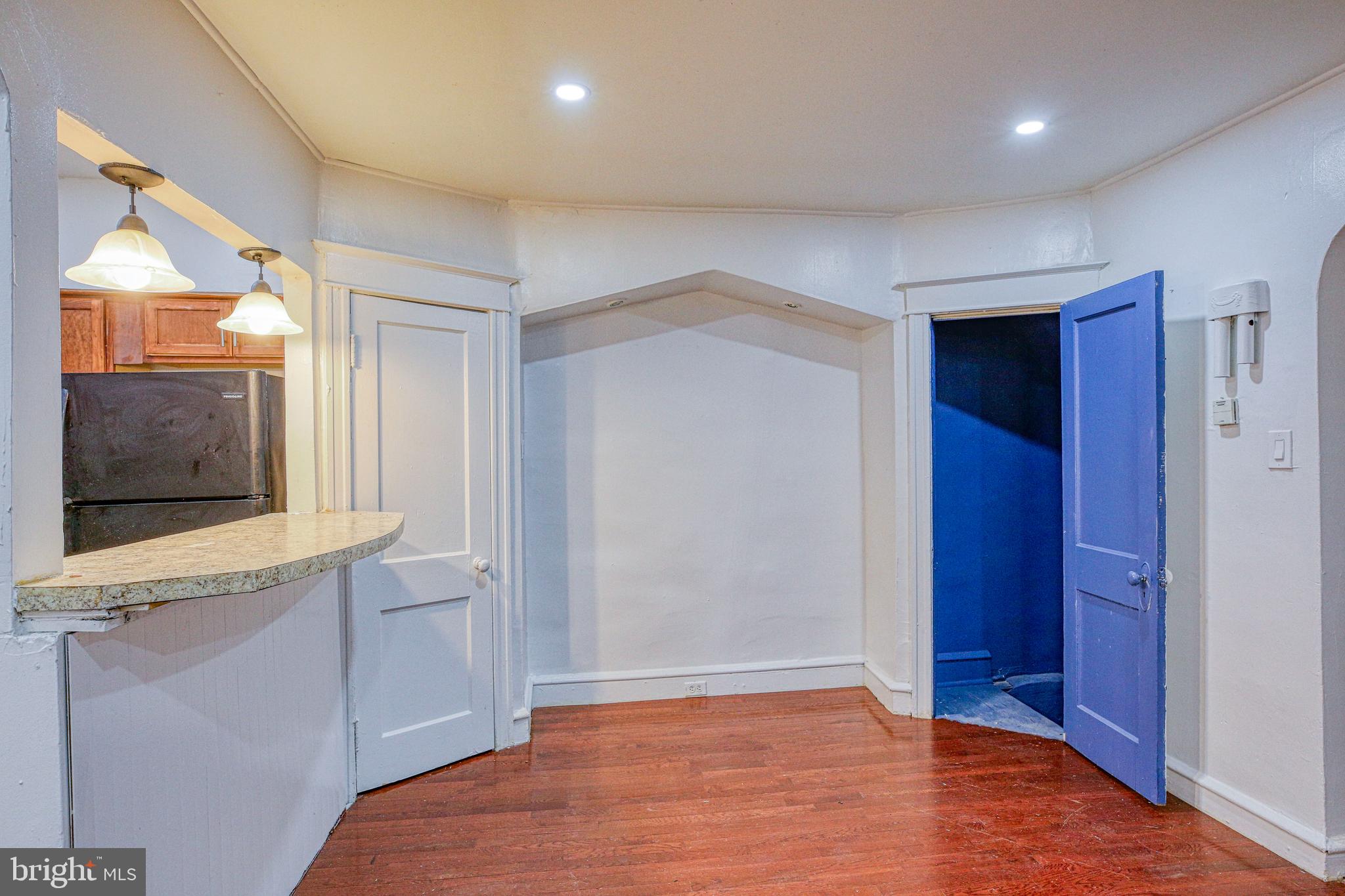 307 Greenway AVENUE