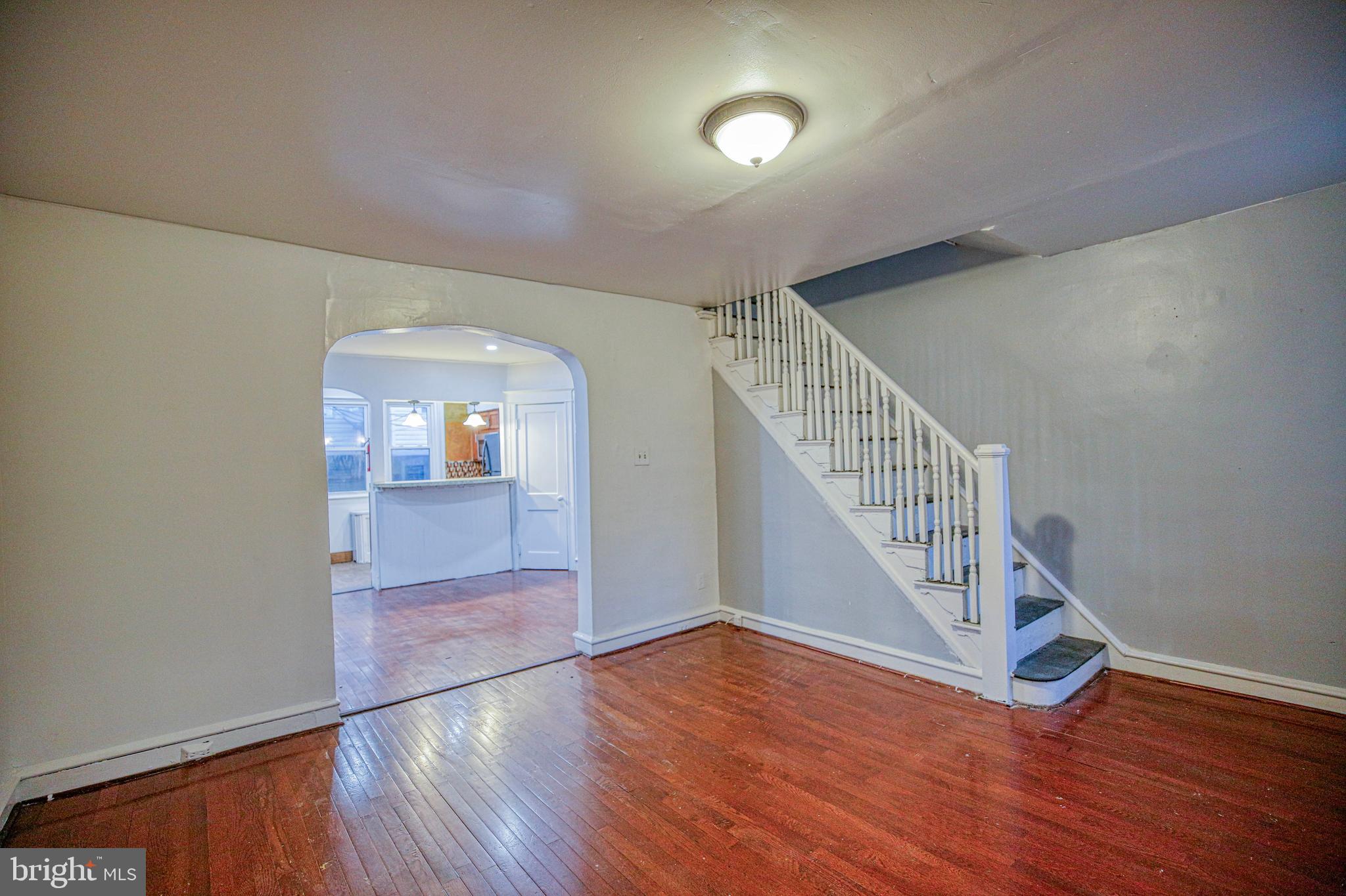 307 Greenway AVENUE