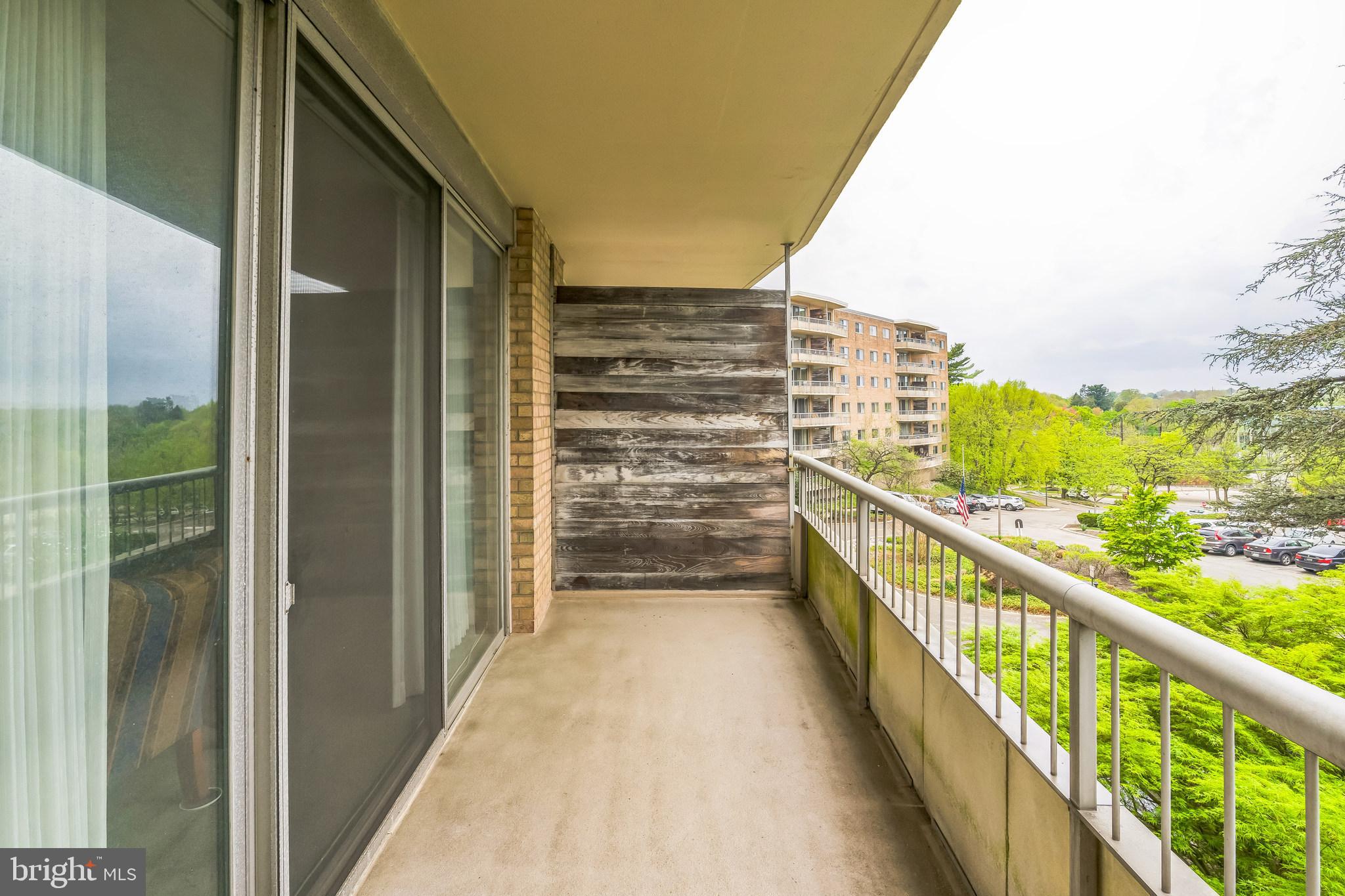 100 West Ave #305s
