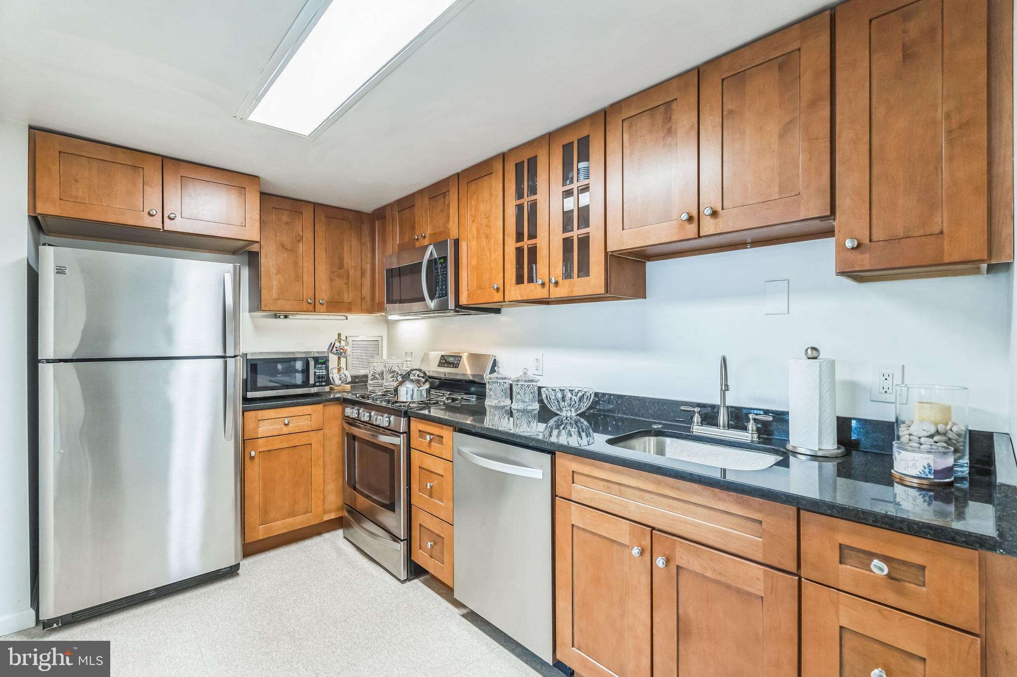 100 West Ave #305s