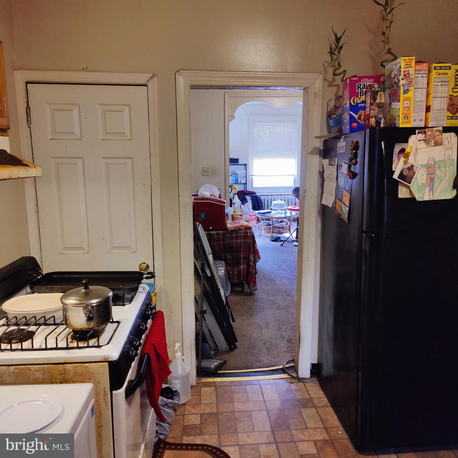 1541 S LINDENWOOD STREET