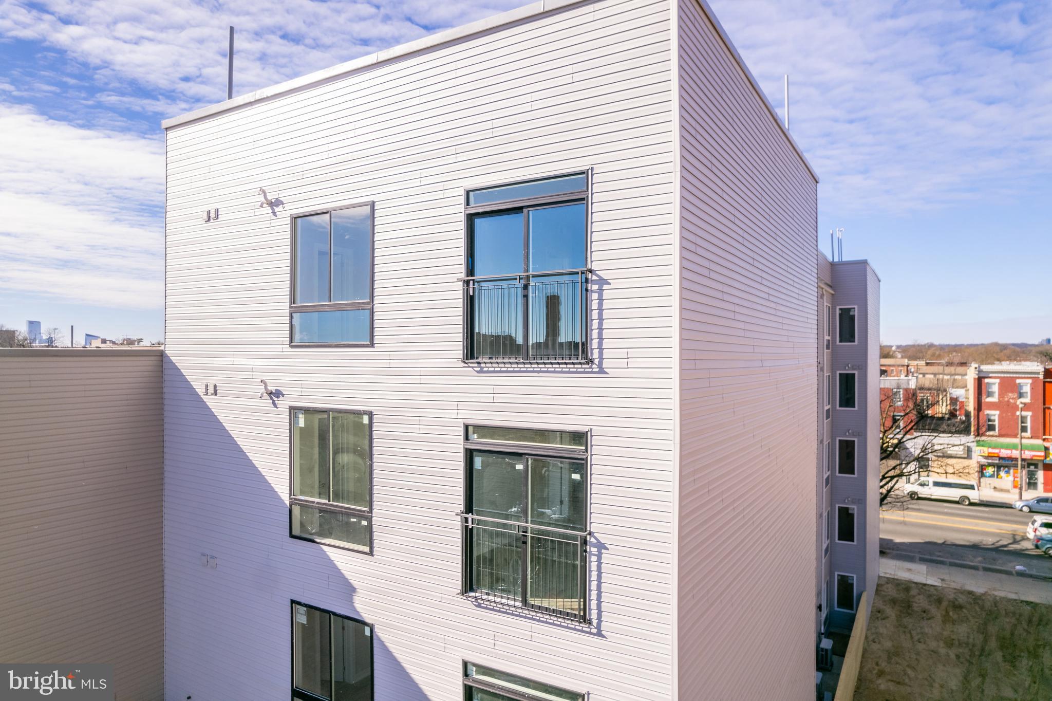 2209-11 N Broad St #303