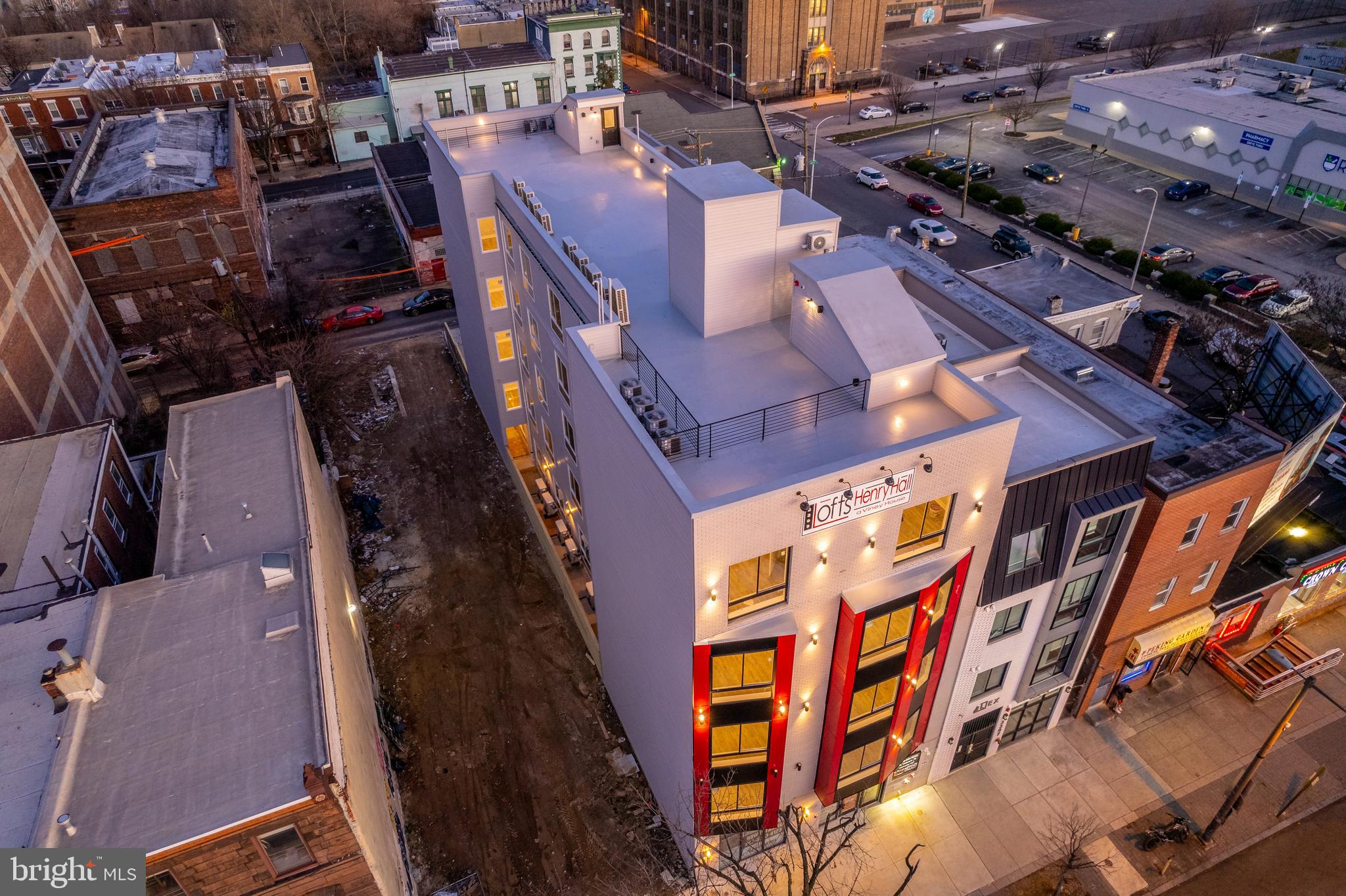 2209-11 N Broad St #303