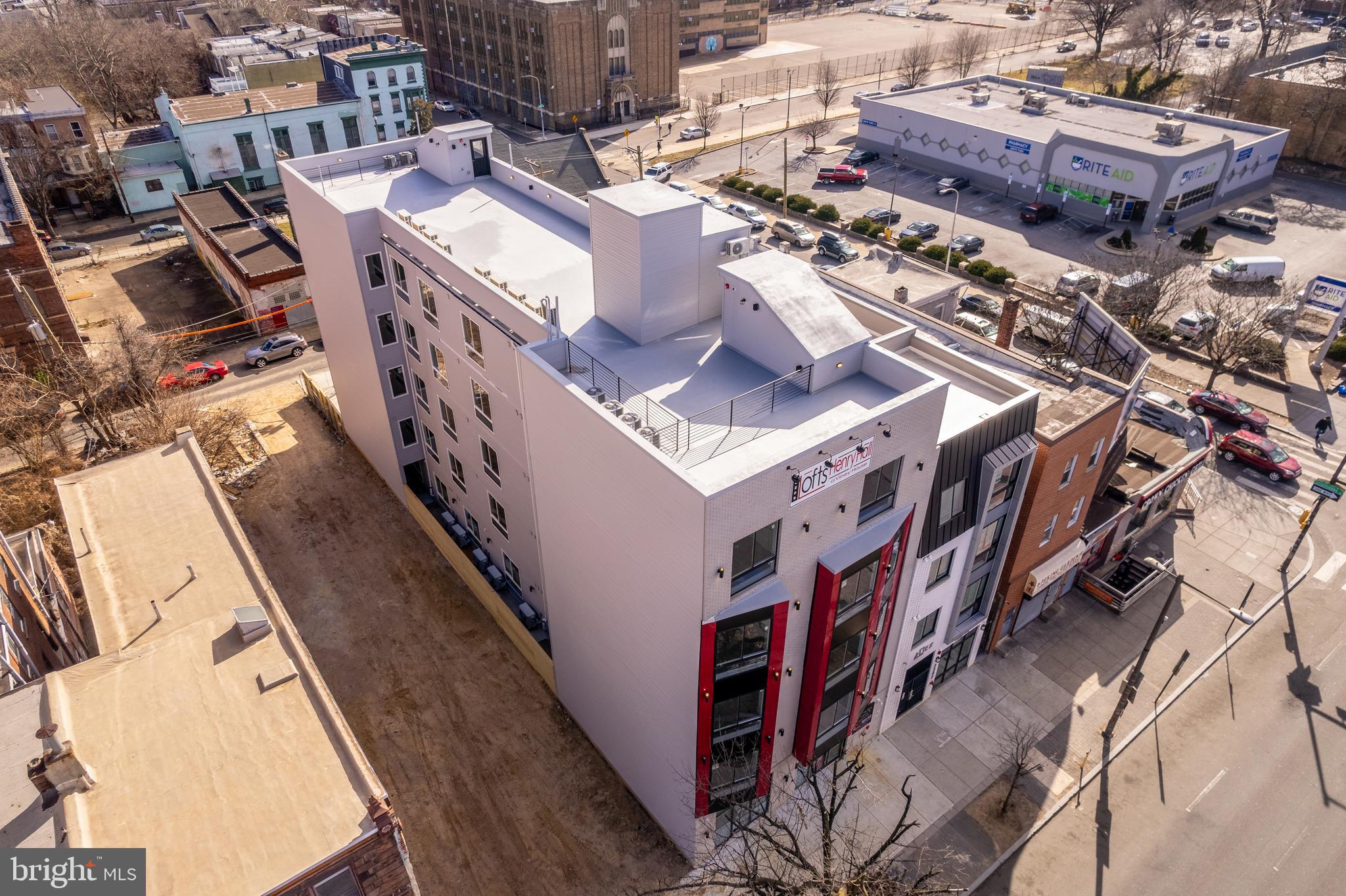 2209-11 N Broad St #303