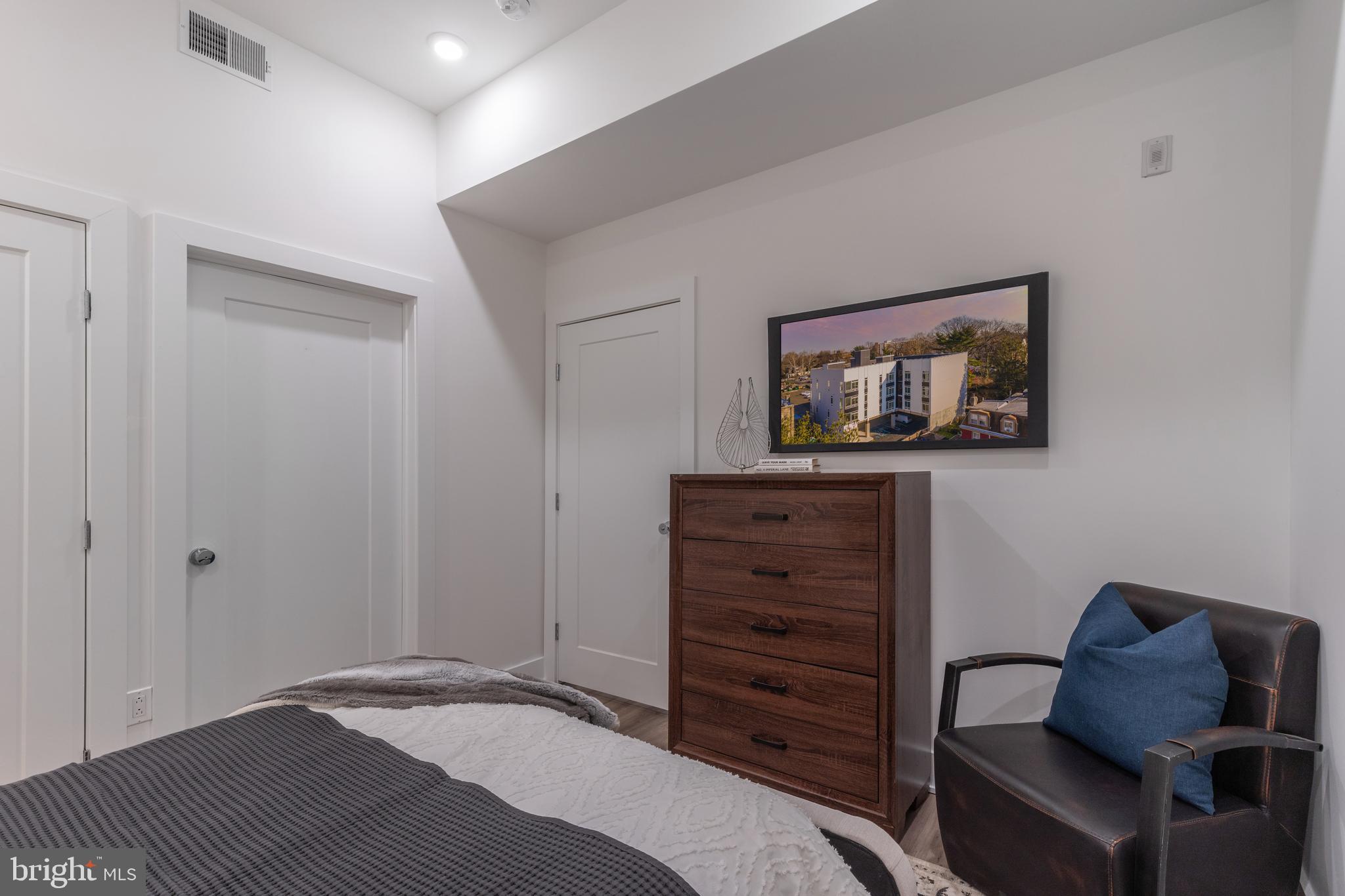 5545 PULASKI AVE #UNIT 308