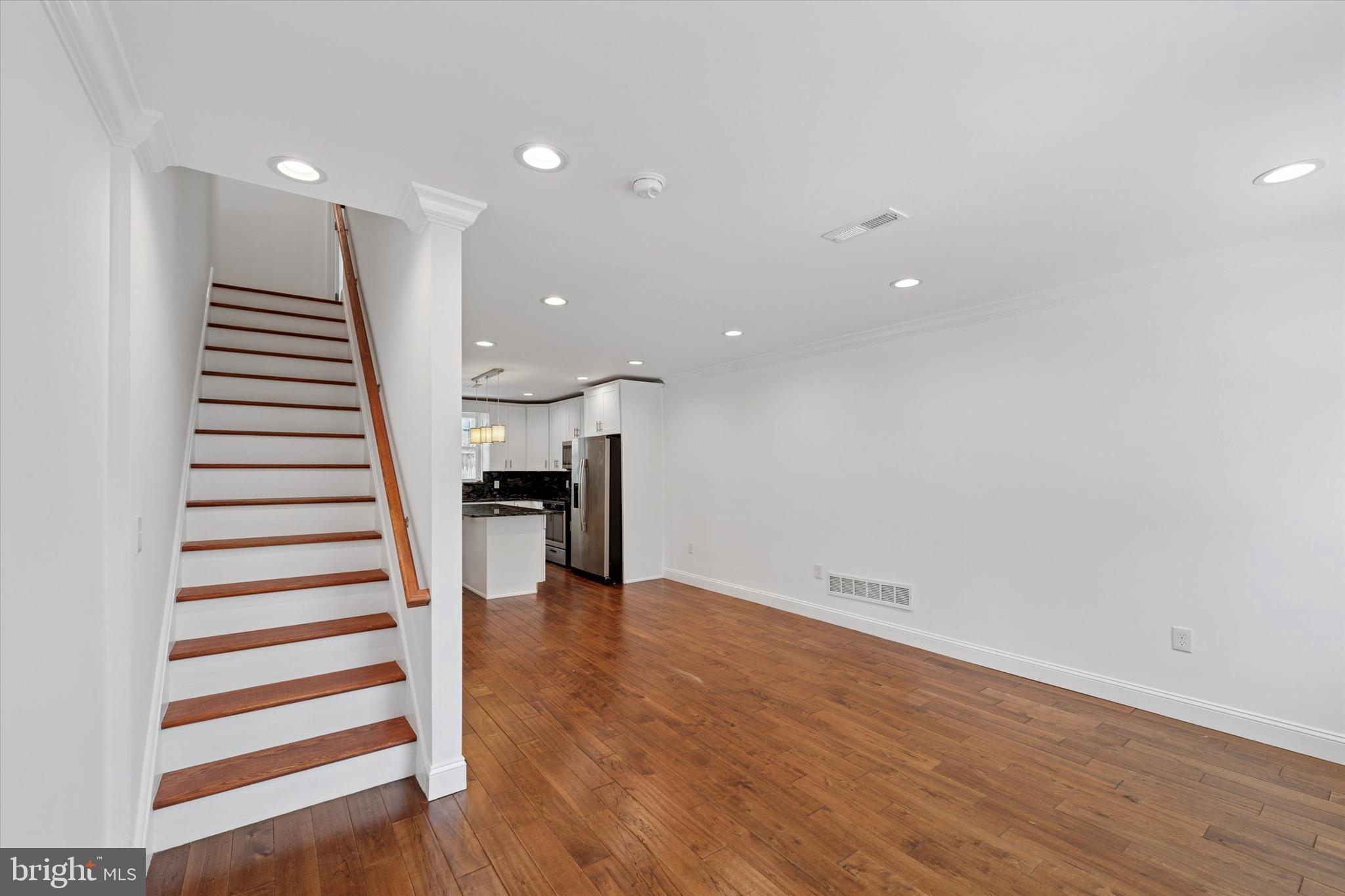 2630 E HAROLD STREET