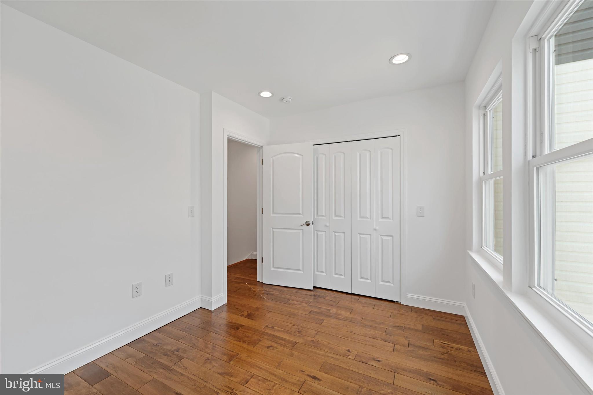 2630 E HAROLD STREET