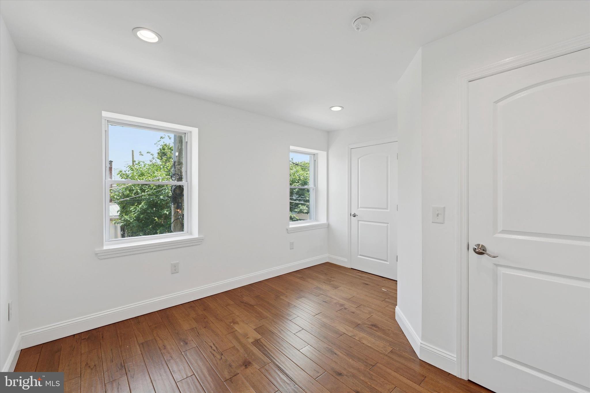 2630 E HAROLD STREET