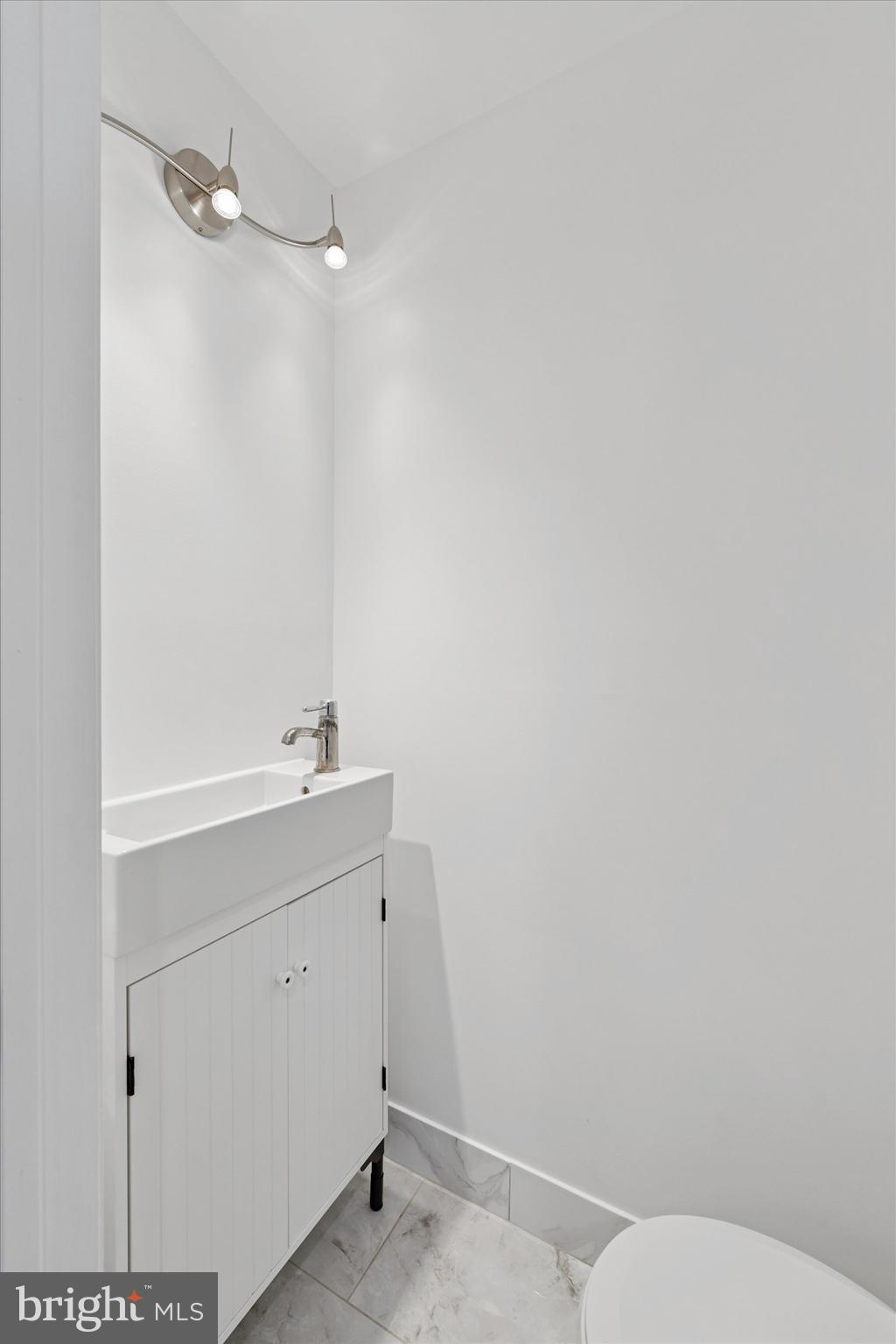 2630 E HAROLD STREET